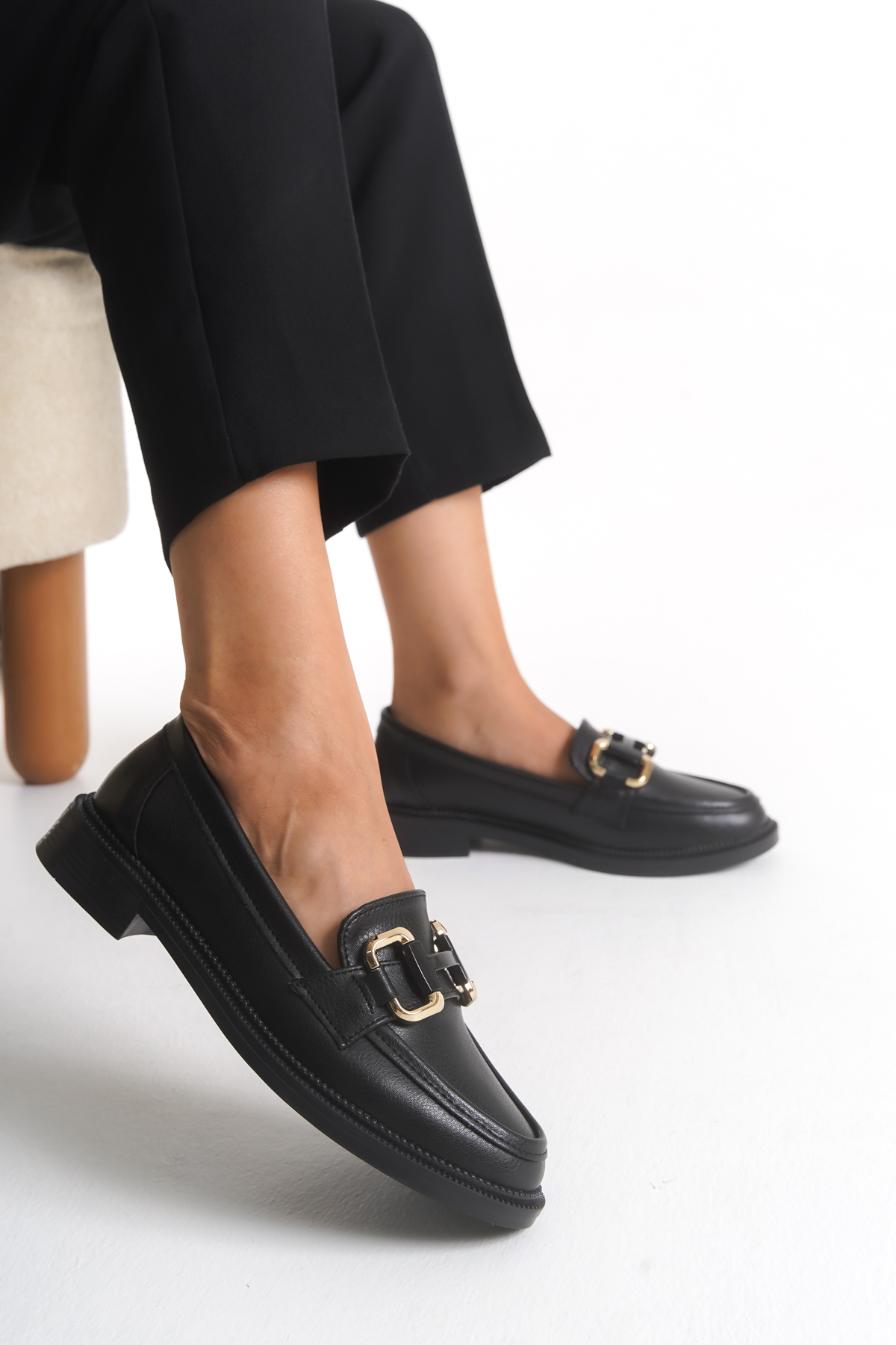 SH SİLVER MODA  Kadın Loafer Makosen Casual Tokalı Günlük Yumuşak Ayakkabı - Görsel 2