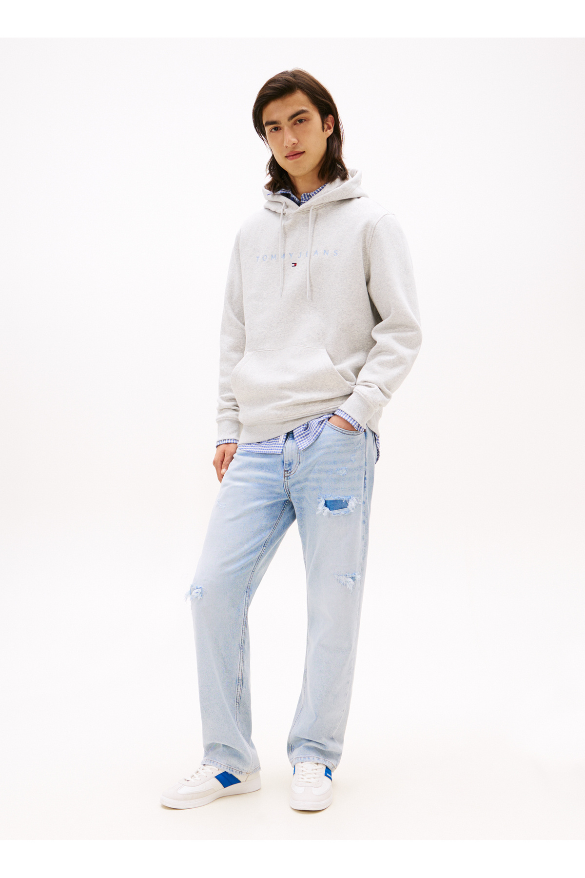 تامی جینز سویشرت مردانه کلاه‌دار یقه‌دار خاکستری روشن DM0DM20746P09 TJM REG LINEAR LOGO H