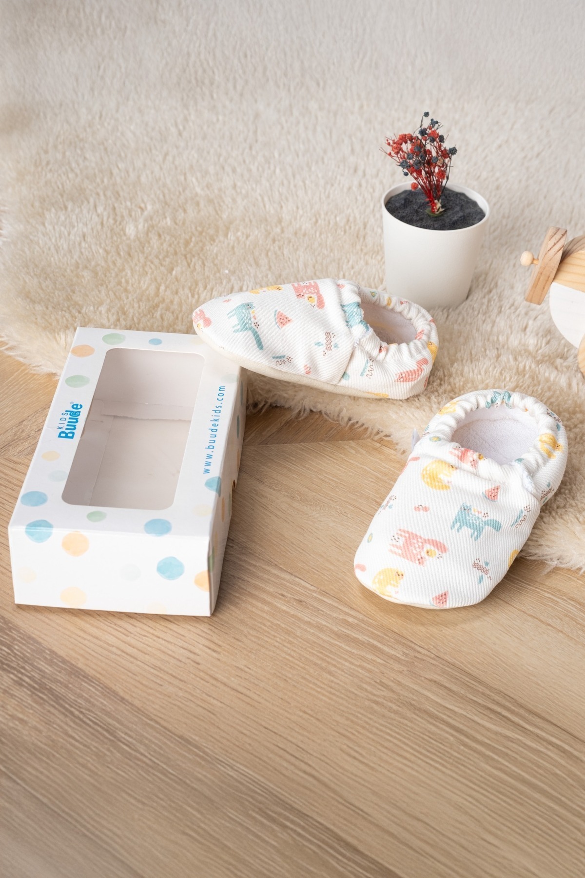 Buude Kids Kaydırmaz Tabanlı, Pamuk Havlu Astarlı Bebek Patiği fotoğrafı 3 (önizleme)