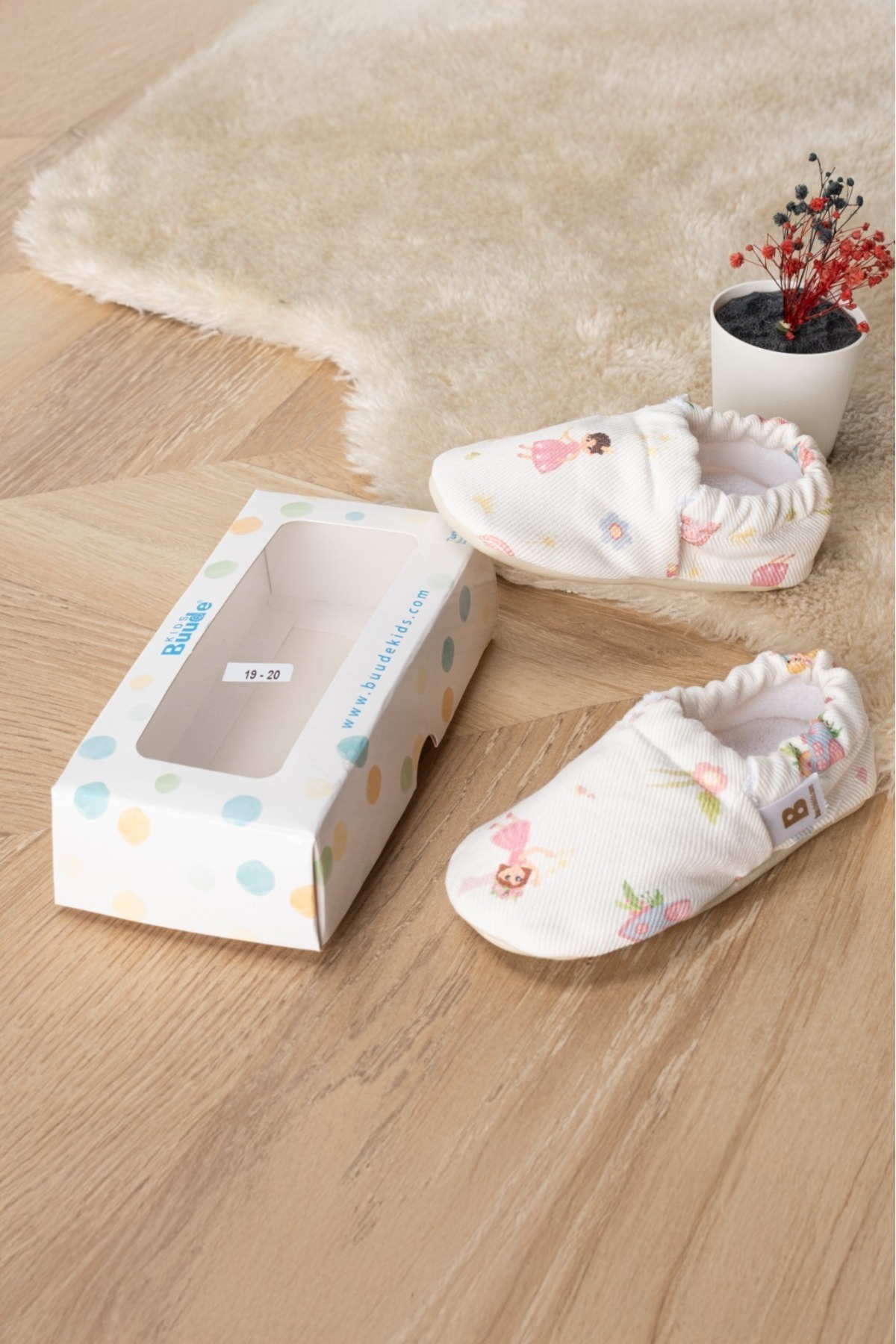 Buude Kids Kaydırmaz Tabanlı, Pamuk Havlu Astarlı Bebek Patiği fotoğrafı 5 (önizleme)