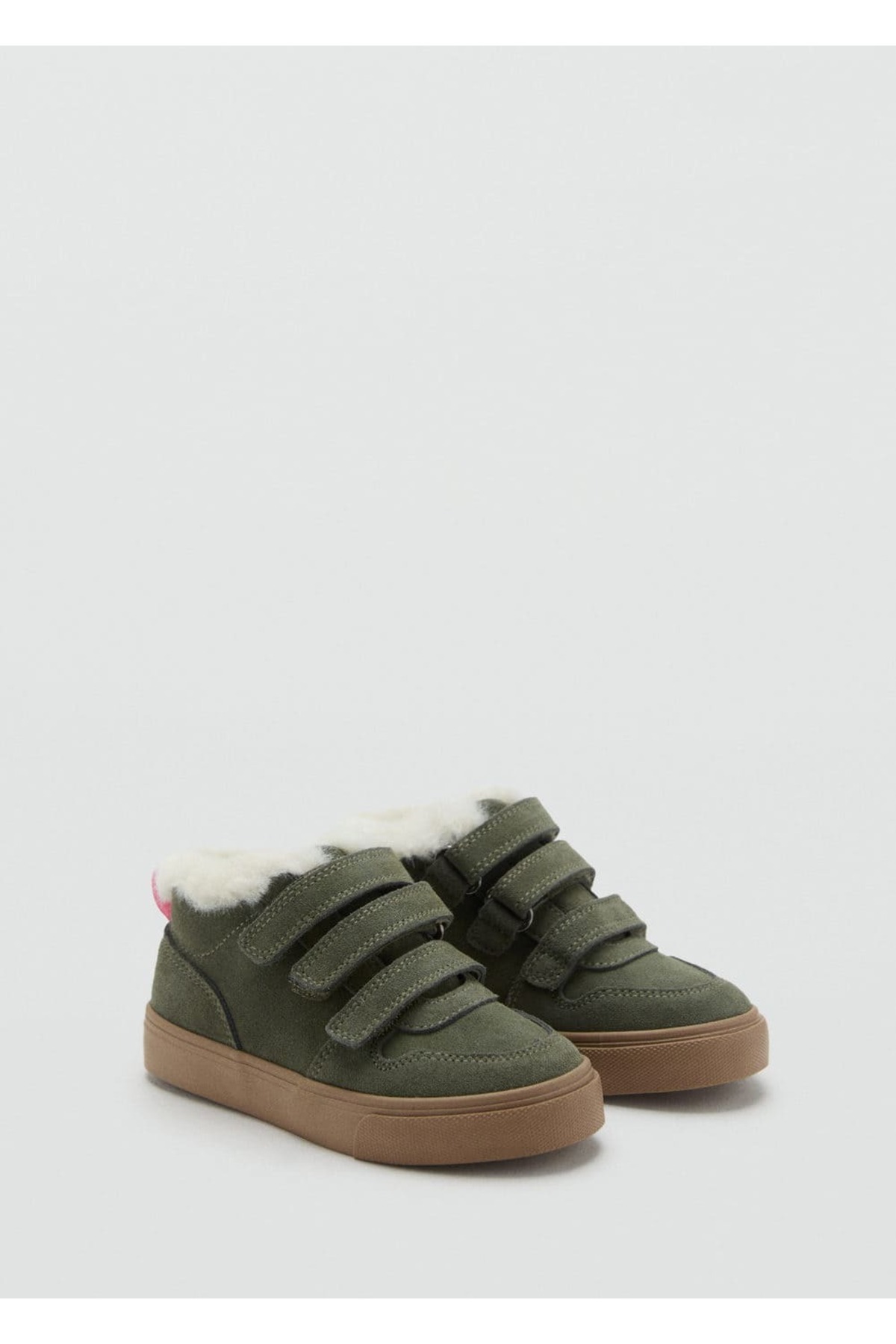 کفشهای کتانی چرم و خز  کفشهای کتانی چرم و خز