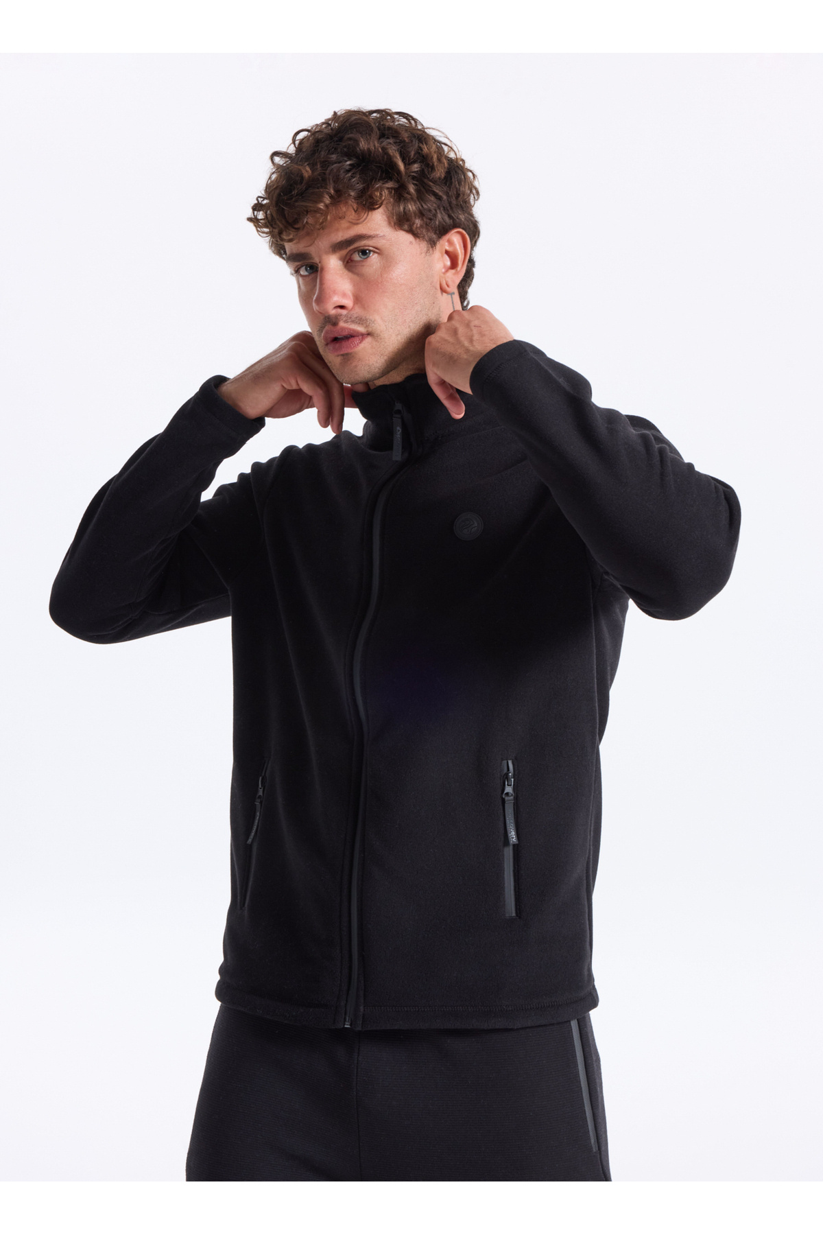 دیسکاوری اکسپدیشن سویشرت مردانه یقه ایستاده ساده مشکی D5WM-SWT3301 از جنس پشم قطبی