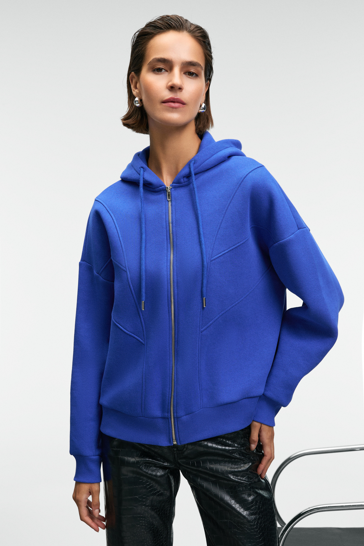 GRIMELANGE VYSELLE Kadın Önü Kesikli Metal Fermuarlı Kapüşonlu Etiket Detaylı Oversize Mavi Sweatshirt görsel 3