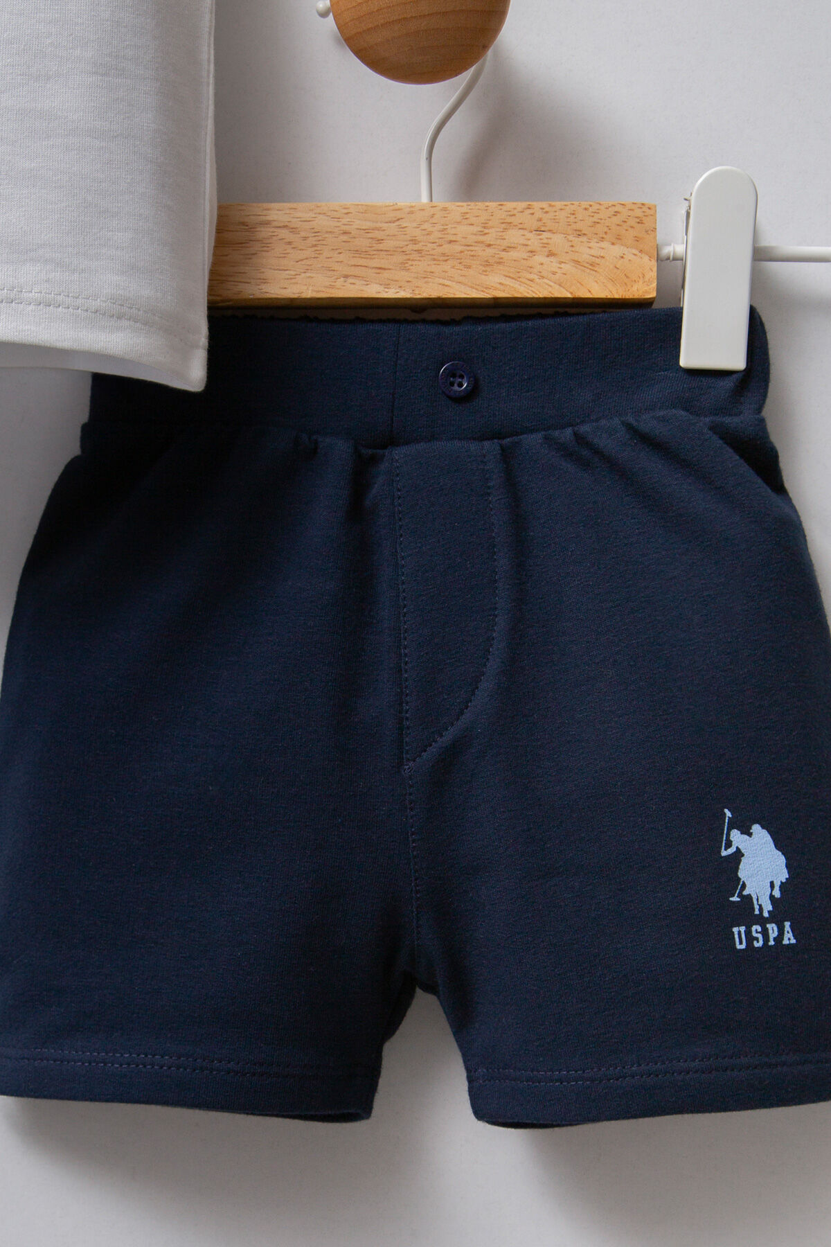 U.S. Polo Assn. Erkek Bebek Mavi Bebek Takım fotoğrafı 3 (önizleme)