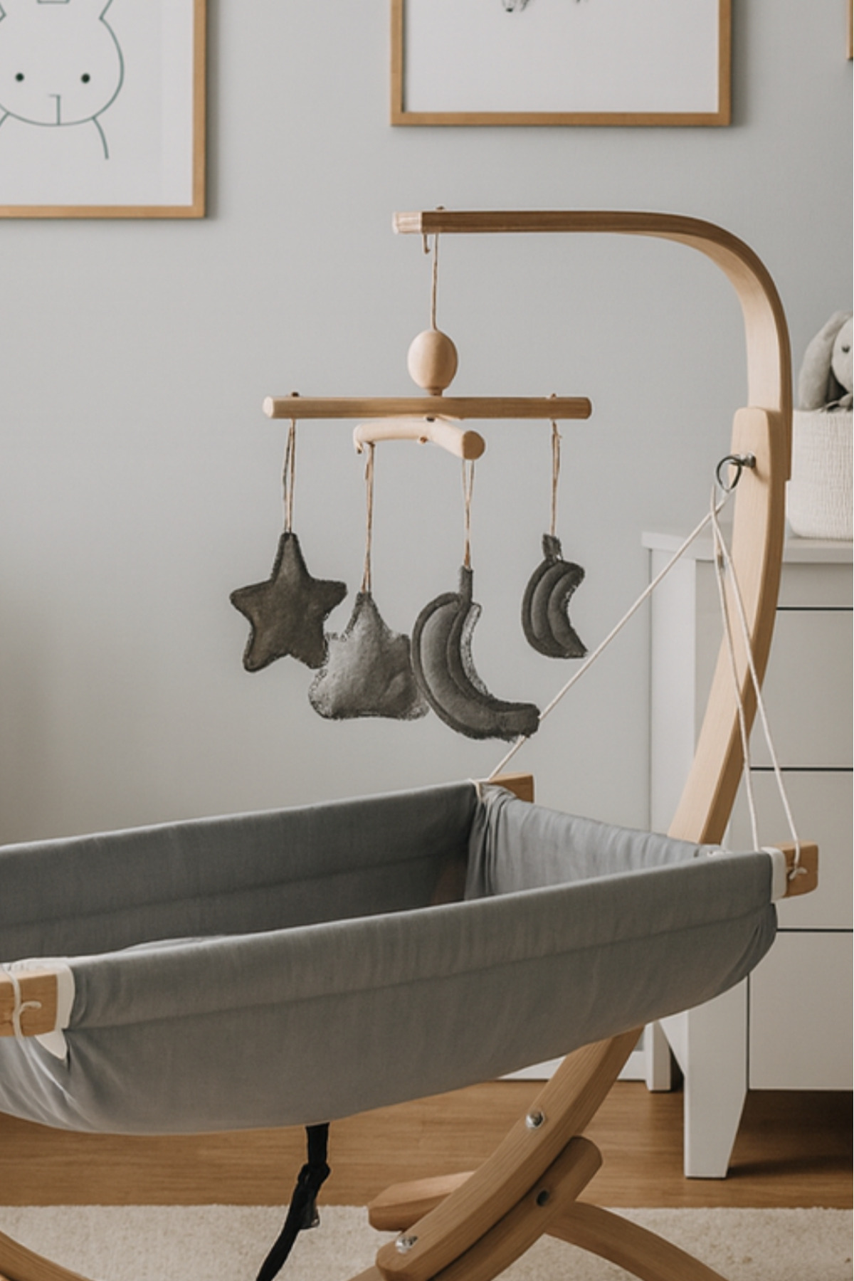 BebeK on For Ahşap Bebek Hamağı (Sallanabilir-Sabitlenebilir ) GRİ MİNDERLİ - OYUNCAKLI (DÖNENCE HEDİYELİ) fotoğrafı 4 (önizleme)