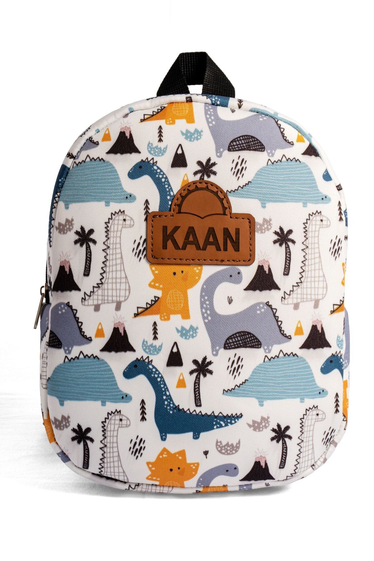 Genel Markalar [İSTEDİĞİNİZ İSMİ YAZIYORUZ] - Dinazorlar Diyarı 0-8 Yaş - Çocuk Anaokulu, Kreş Sırt Çantası