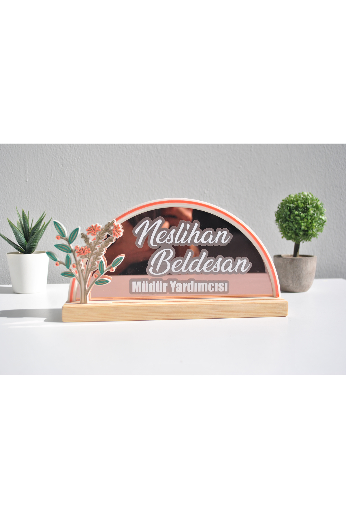 wart dizayn masa üstü isimlik, rose gold isimlik, modern masa isimliği