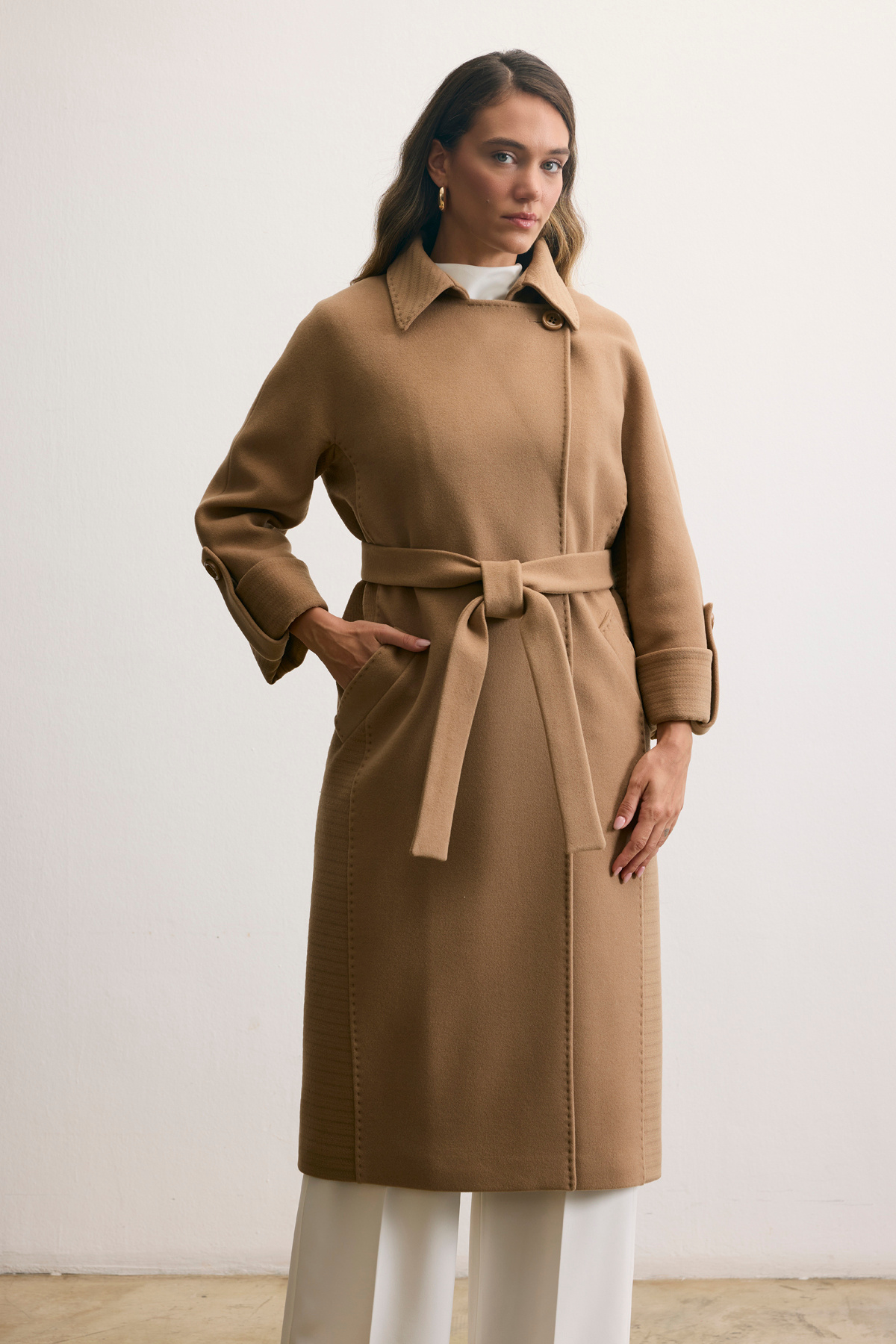 Kent  Geniş Yakalı Kuşaklı Uzun Camel Kaban - Görsel 3