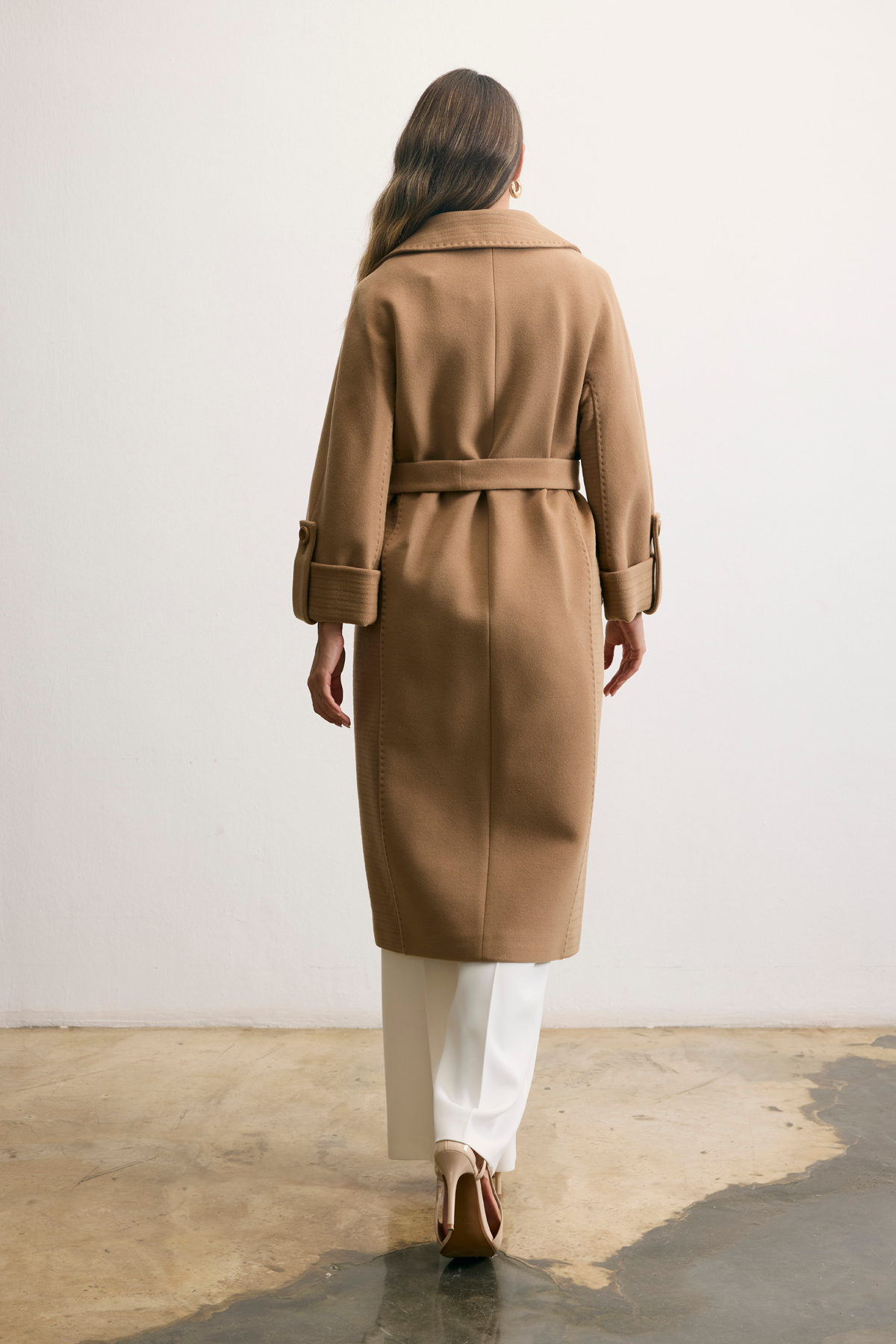 Kent  Geniş Yakalı Kuşaklı Uzun Camel Kaban - Görsel 6