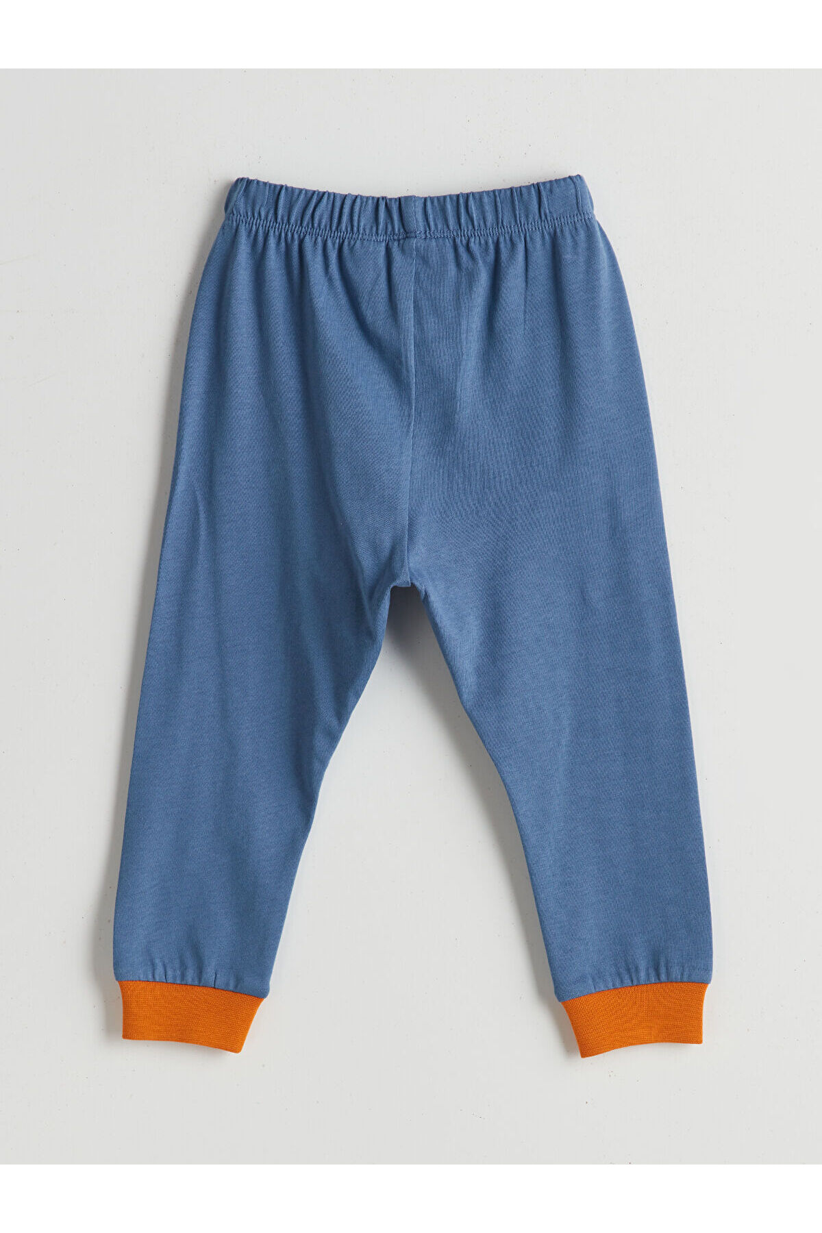 LC Waikiki LCW baby Bugs Bunny Baskılı Erkek Bebek Pijama Takım fotoğrafı 5 (önizleme)