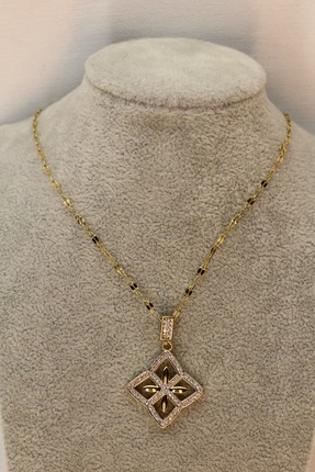 Butik Kadın Çelik Gold Kolye