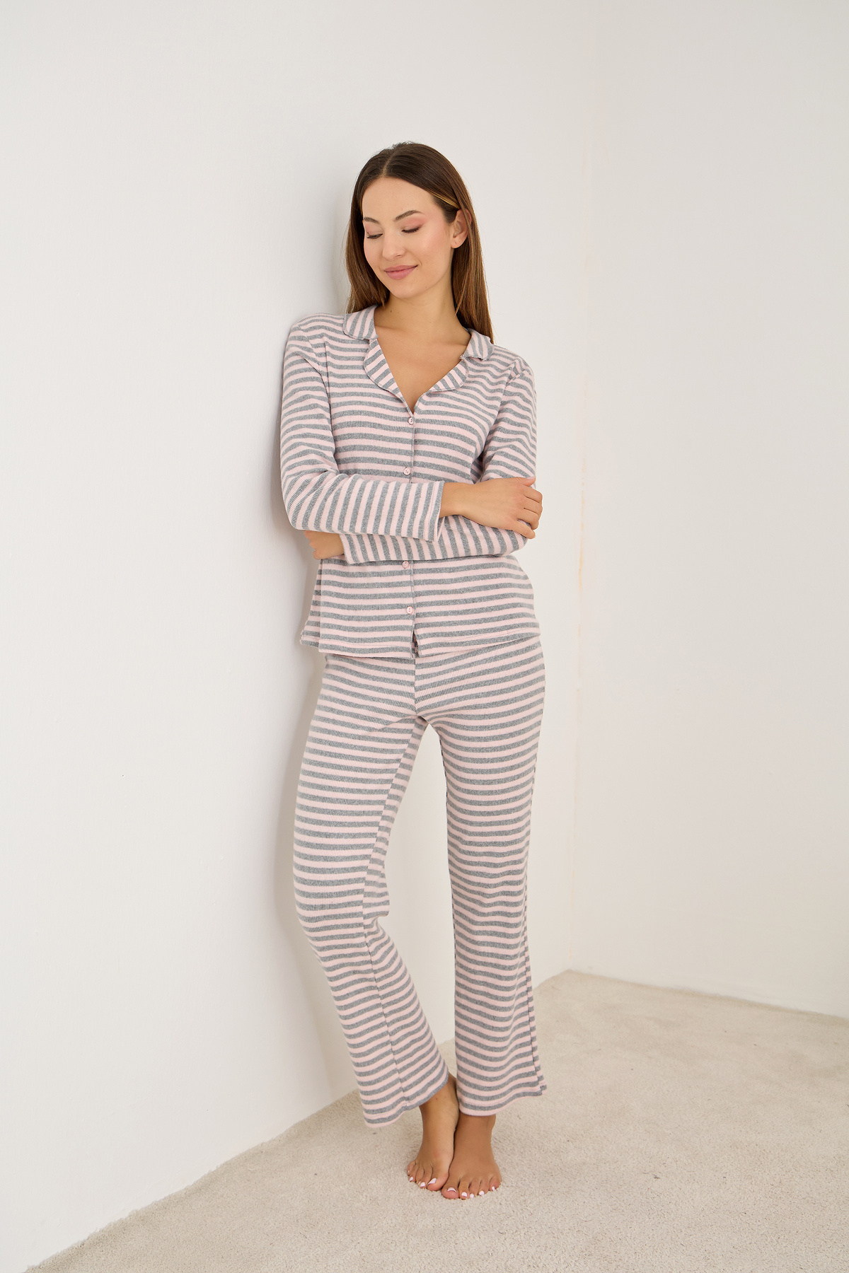 Siyah İnci pembe gri Fırçalı Soft Fitilli Kaşkorse Hırka Pijama Takım görsel 2