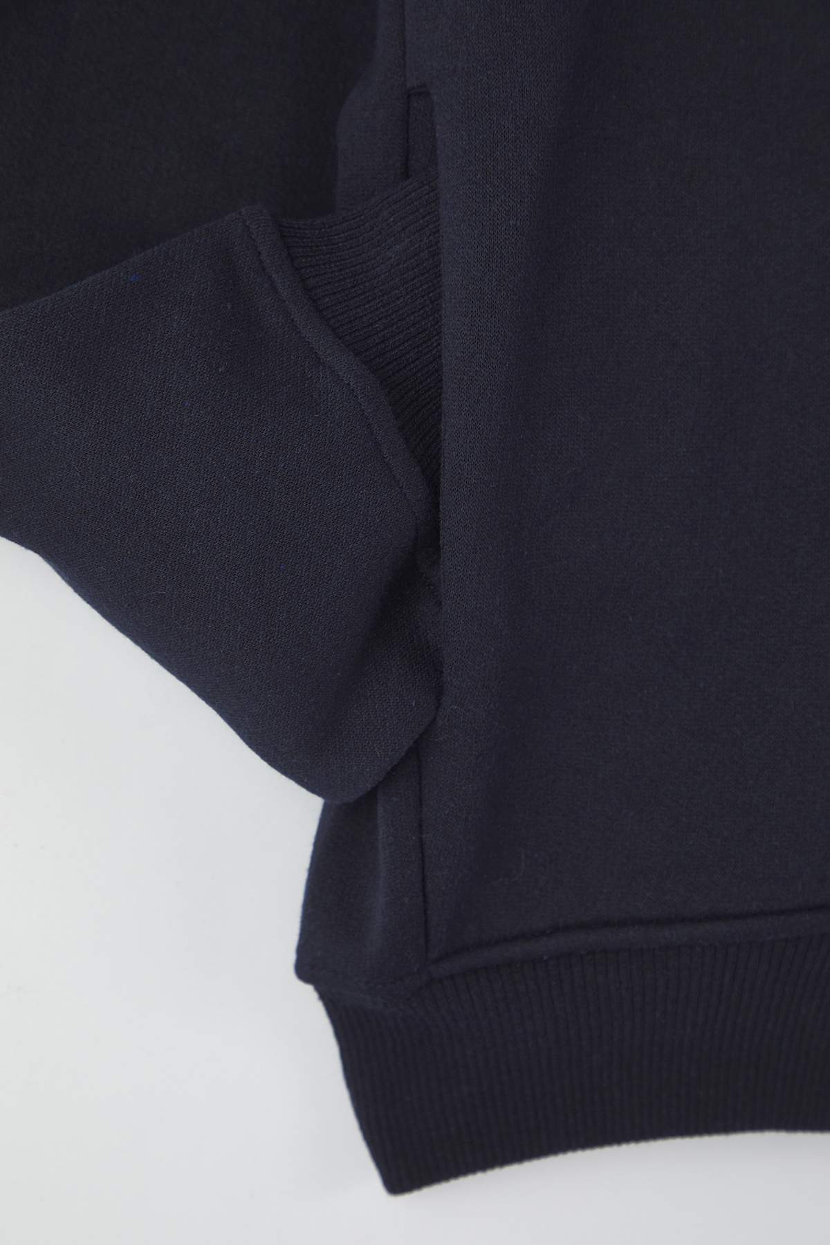 Trendyolmilla  Lacivert Oversize/Geniş Kesim Fermuarlı Sıcak Tutan Kapüşonlu Sweatshirt-Hırka TMNAW24SW00049 - Görsel 6