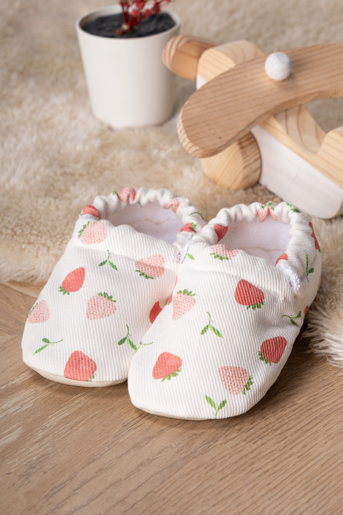 Buude Kids Kaydırmaz Tabanlı, Pamuk Havlu Astarlı Bebek Patiği fotoğrafı 4 (önizleme)