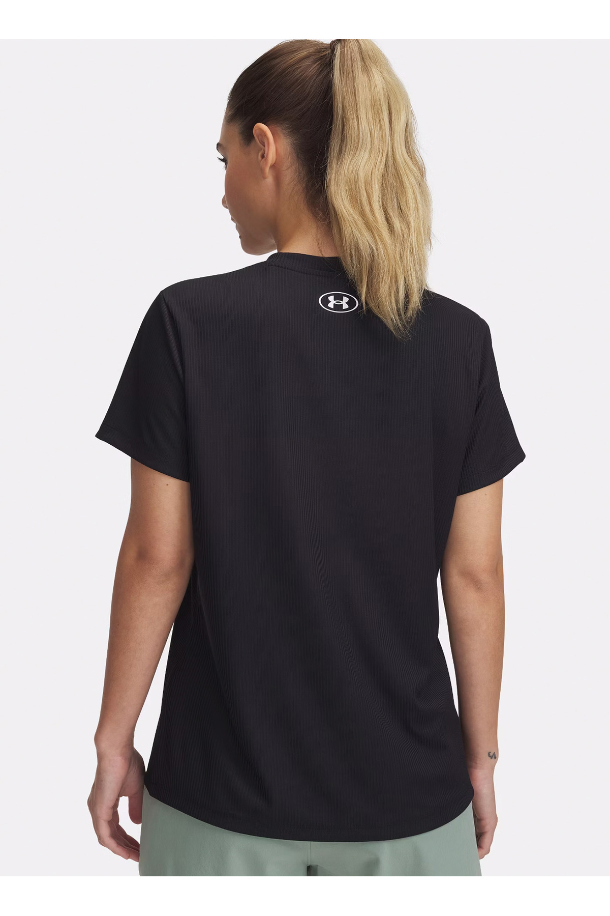 Under Armour 1389852-001-Tech Rib SSC Siyah Bisiklet Yaka Normal Düz Kadın T-Shirt görsel 2