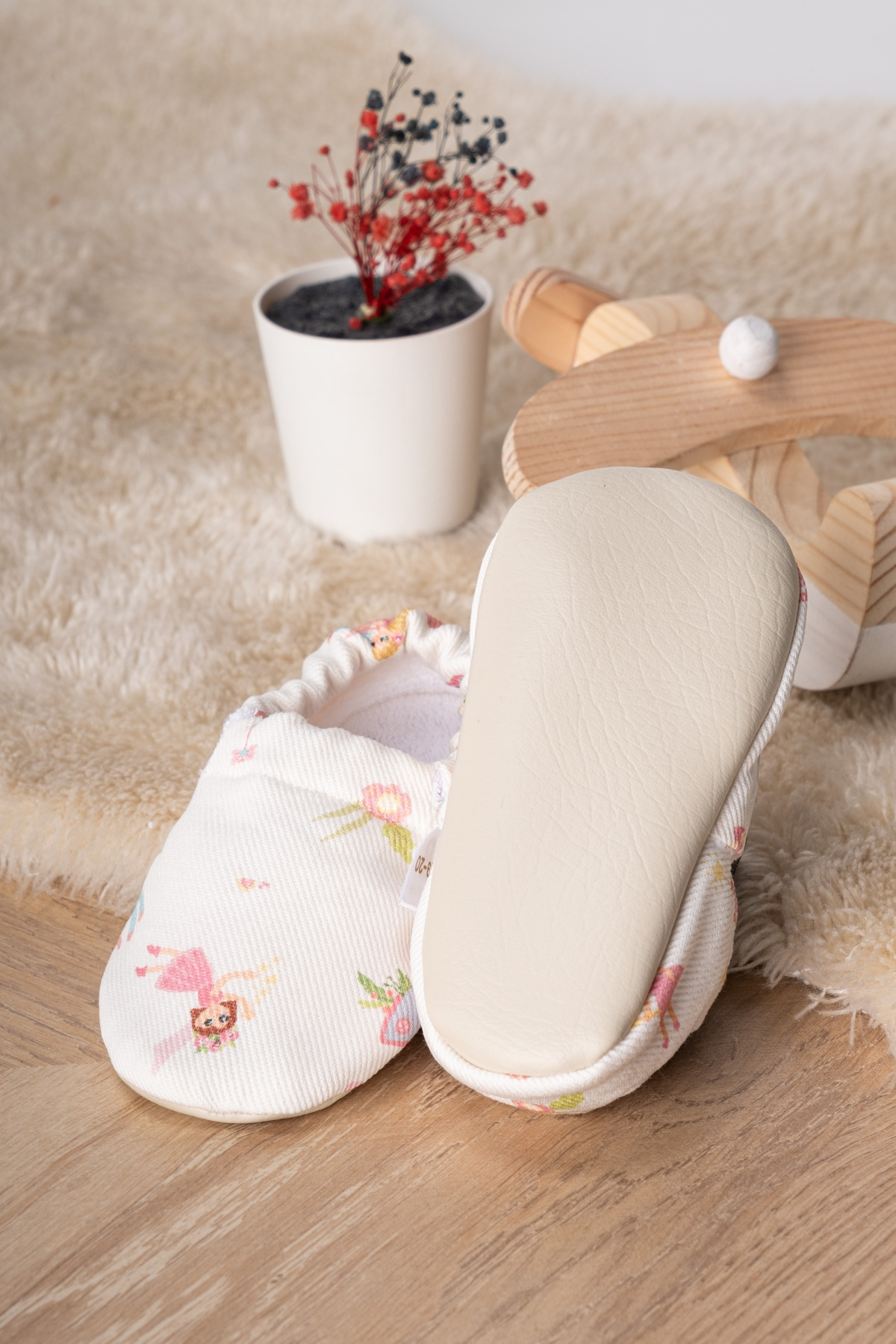 Buude Kids Kaydırmaz Tabanlı, Pamuk Havlu Astarlı Bebek Patiği fotoğrafı 4 (önizleme)