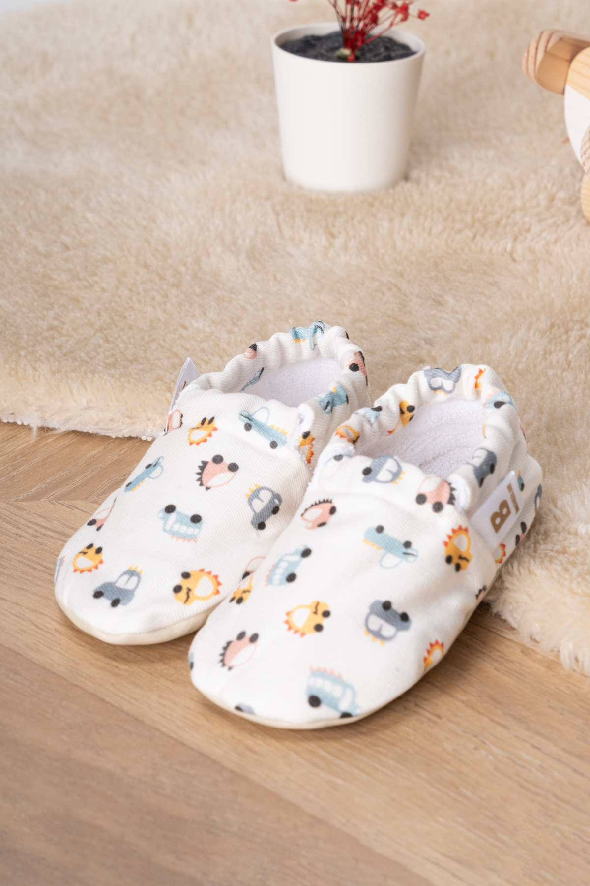 Buude Kids Kaydırmaz Tabanlı, Pamuk Havlu Astarlı Bebek Patiği fotoğrafı 4 (önizleme)