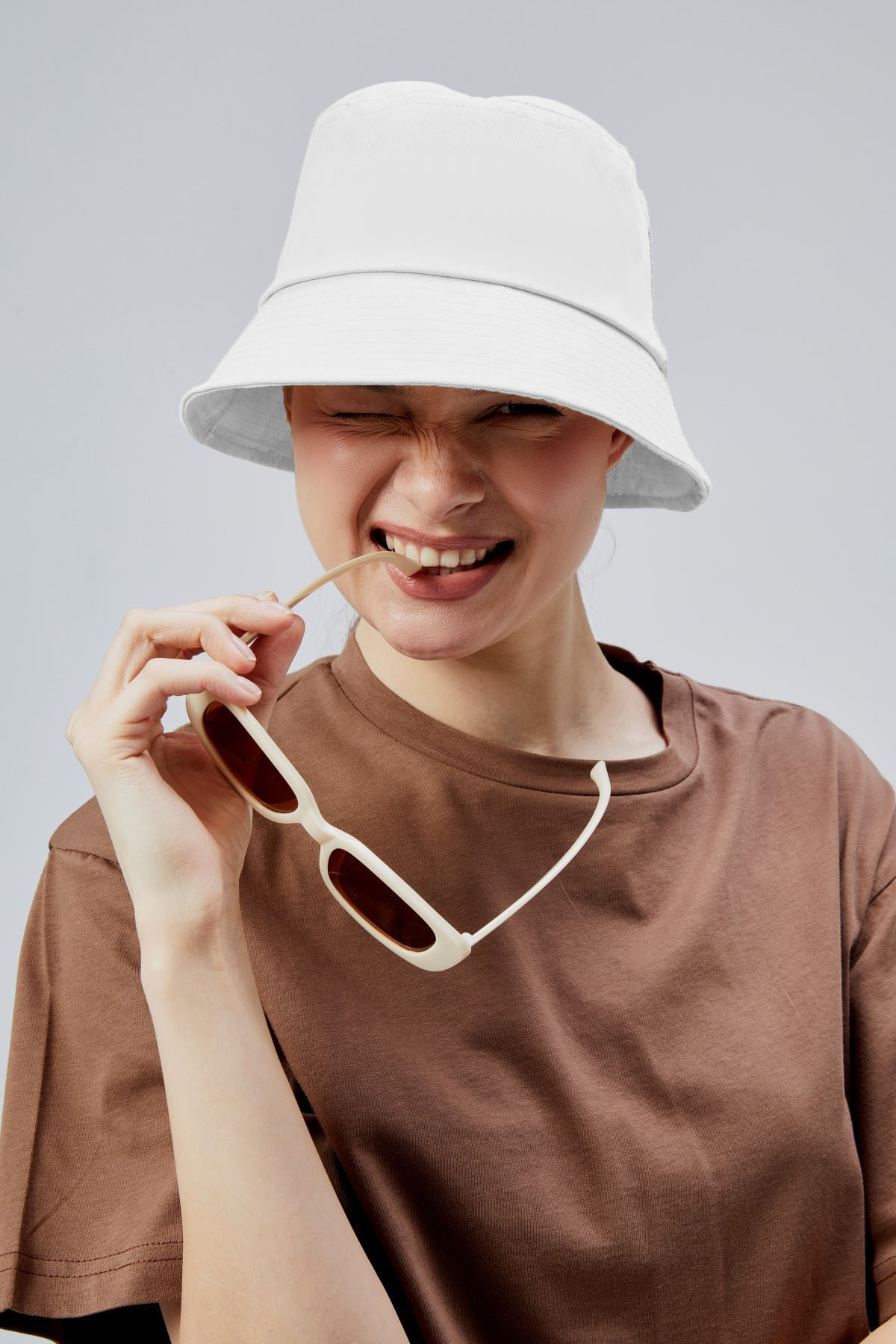 derikem Yazlık Kumaş Kova Şapka, Erkek Kadın Düz Balıkçı Bucket Şapka, Unisex Beyaz görsel 4