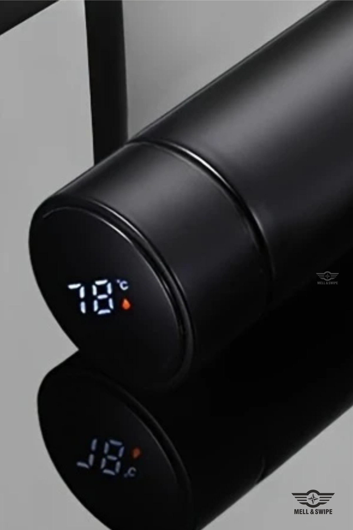 MELL & SWIPE Siyah Dereceli Kişiye Özel İsim Baskılı Çelik Dijital Led Sıcaklık Göstergeli Akıllı Termos 500ml fotoğrafı 6 (önizleme)