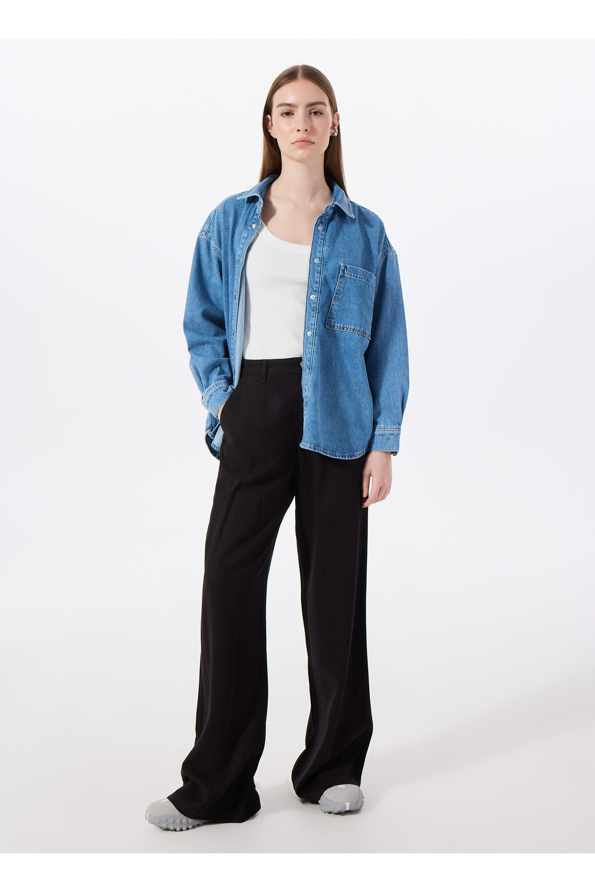 Jeep  Relaxed Gömlek Yaka Yıkamalı İndigo Kadın Denim Gömlek J5SL-GML7149 - Görsel 4