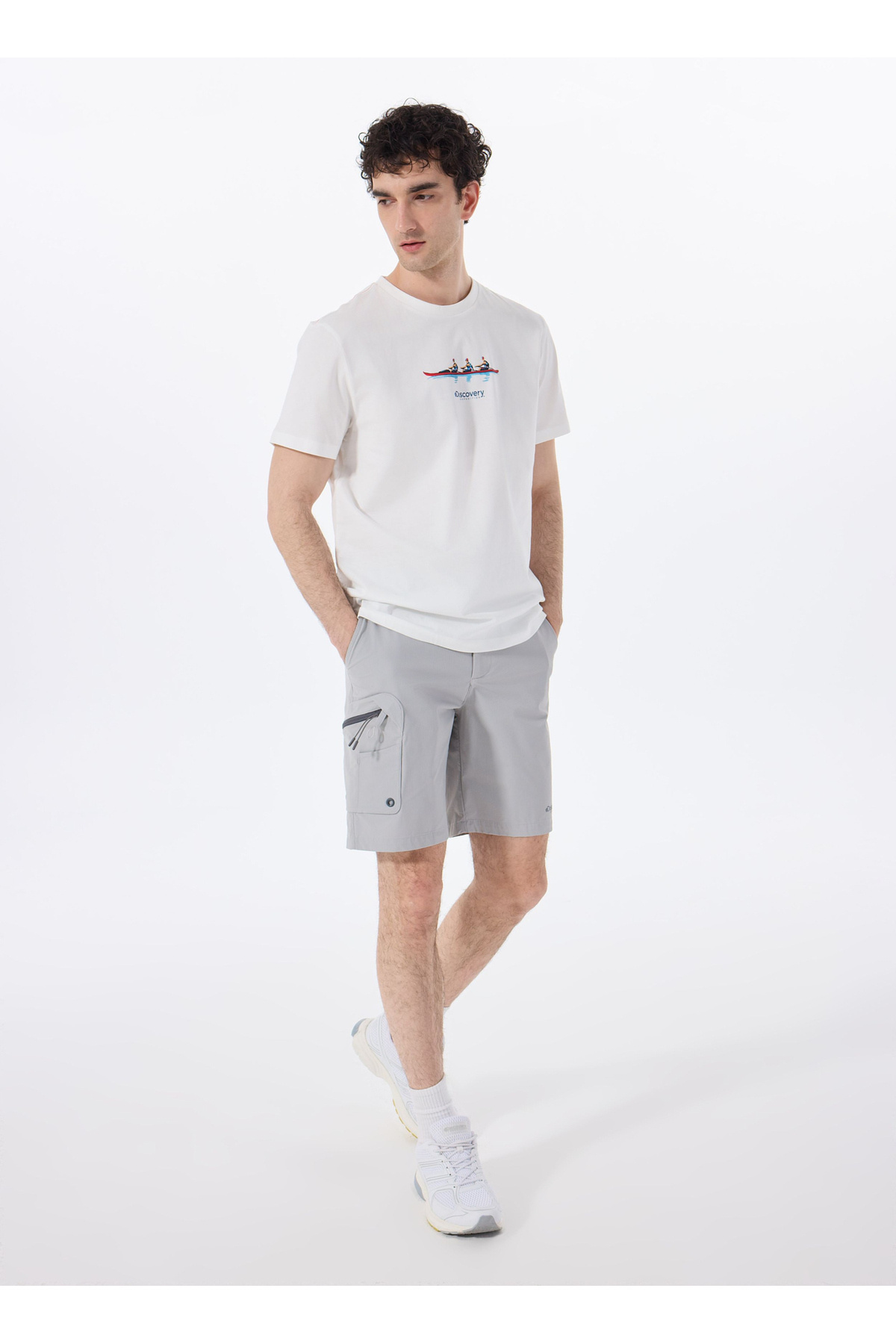 دیسکاوری اکسپدیشن شلوارک مردانه ساده و راحت کمر کشی خاکستری D5SM-SHT3898