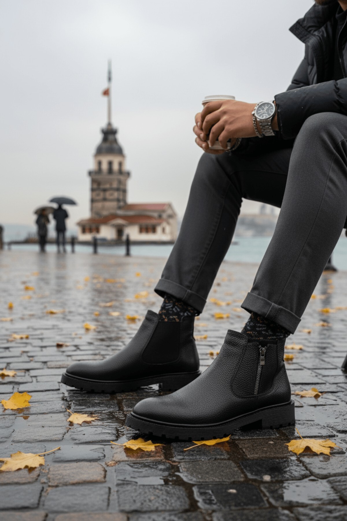 موگو نیم بوت زمستانی مردانه زیپ‌دار چرم اصل لوکسور