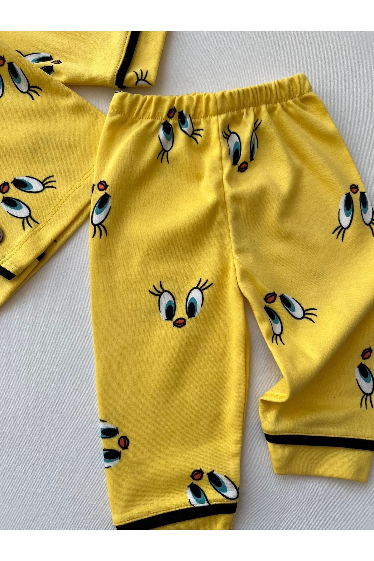 Baharda Nova %100 Pamuk Uzun Kollu Düğmeli Mevsimlik Kız Erkek Unisex Bebek Çocuk Pijaması fotoğrafı 4 (önizleme)