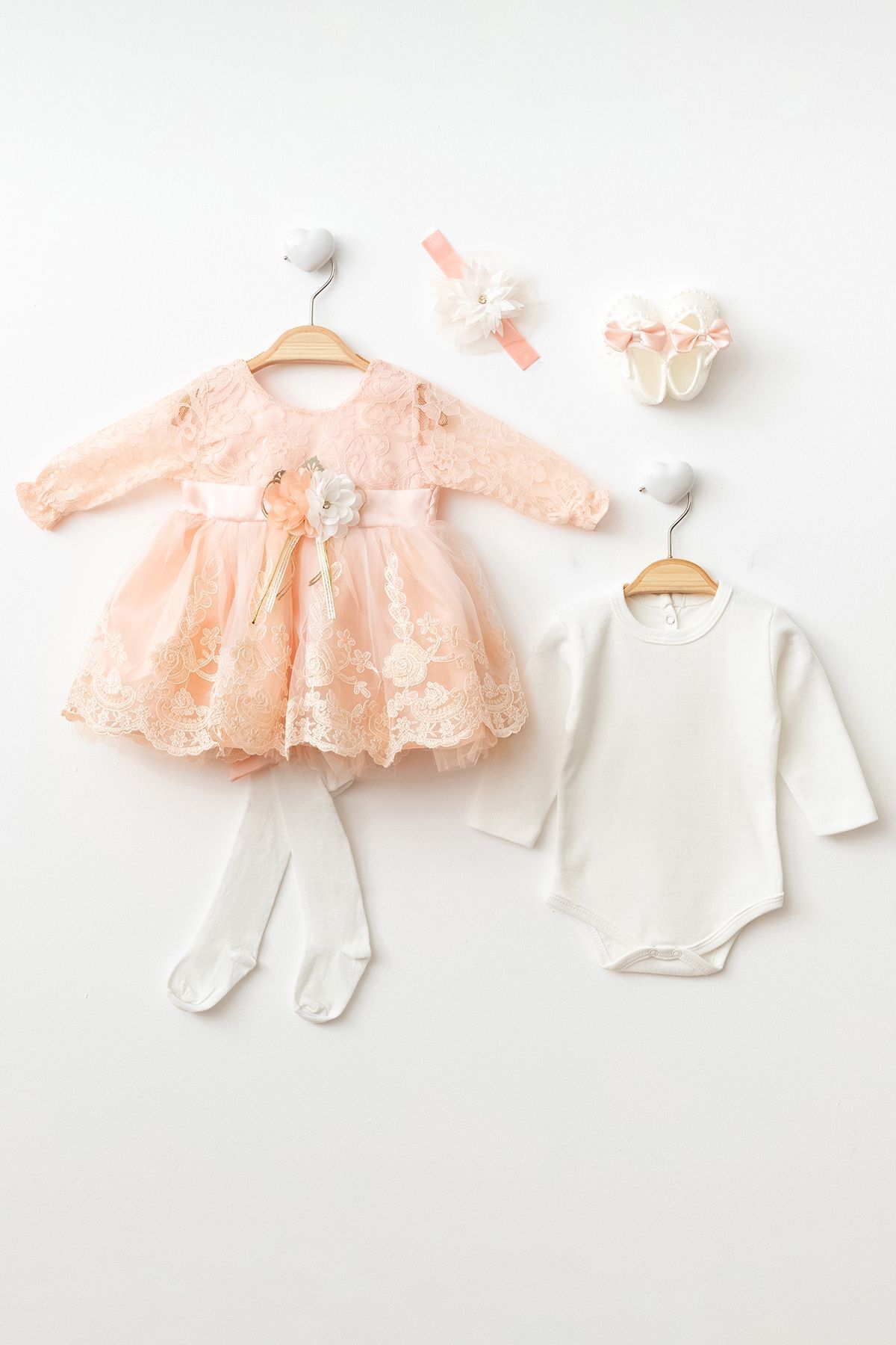 Petite Ponpon Baby Kız Bebek 0-6 Ay Gelinlik Elbise 5 Li Mevlütlük Set Uzun Kollu Fransız Dantelli Elbise fotoğrafı 3 (önizleme)