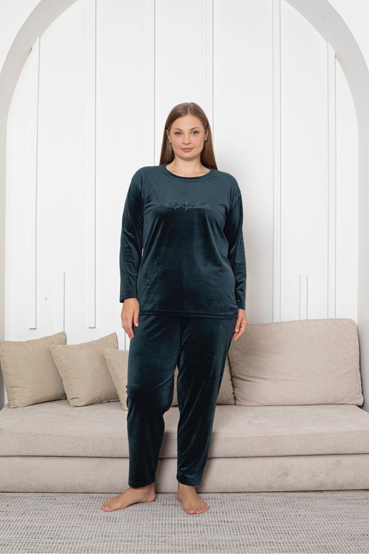 Asel Büyük Beden Kadife Pijama Takımı görsel 2