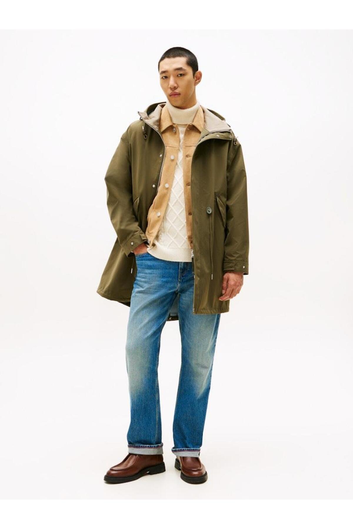 تامی هیلفیگر پارک آب و هوای مرطوب