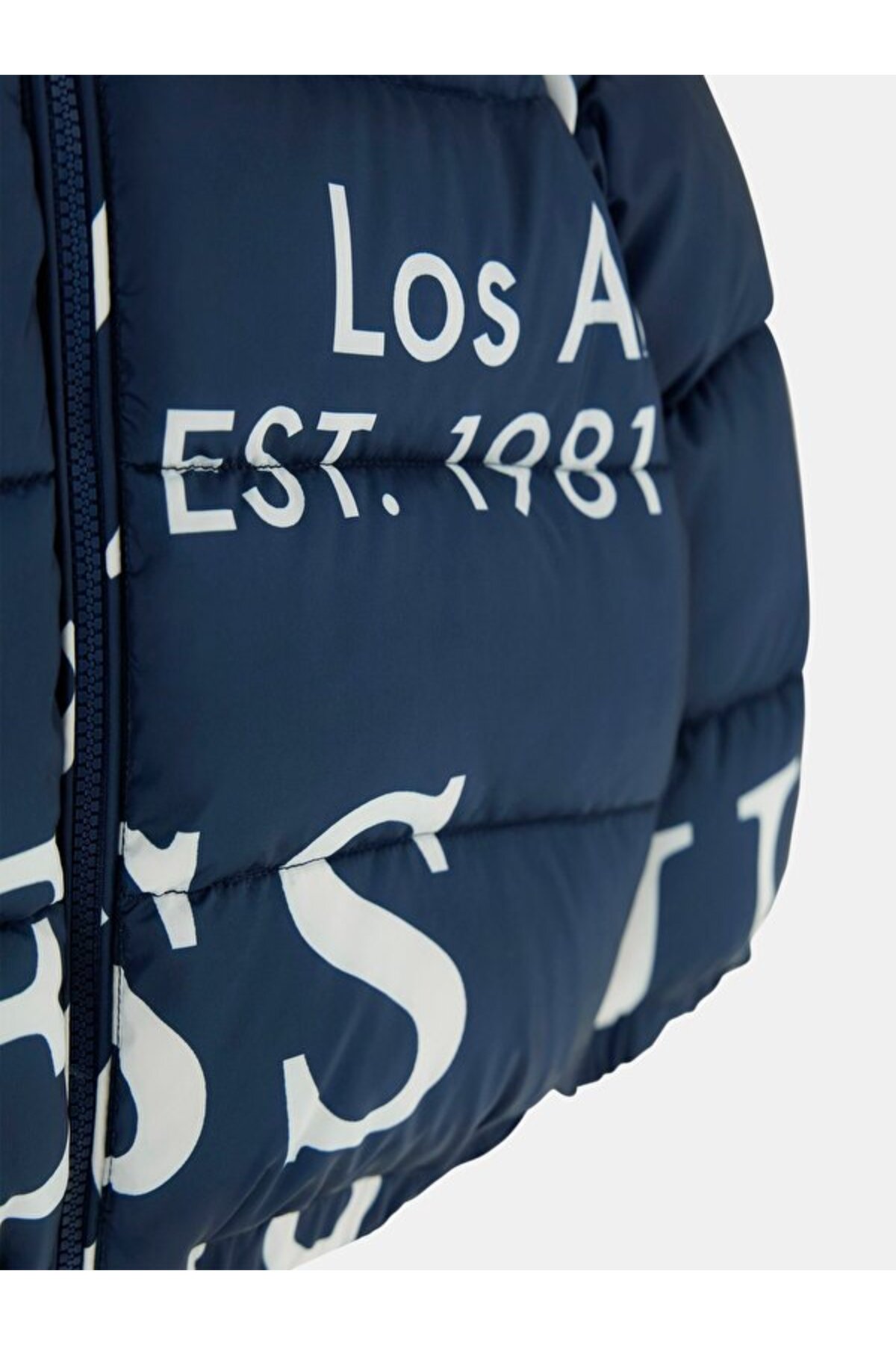 Guess Hooded Bebek Mont fotoğrafı 4 (önizleme)