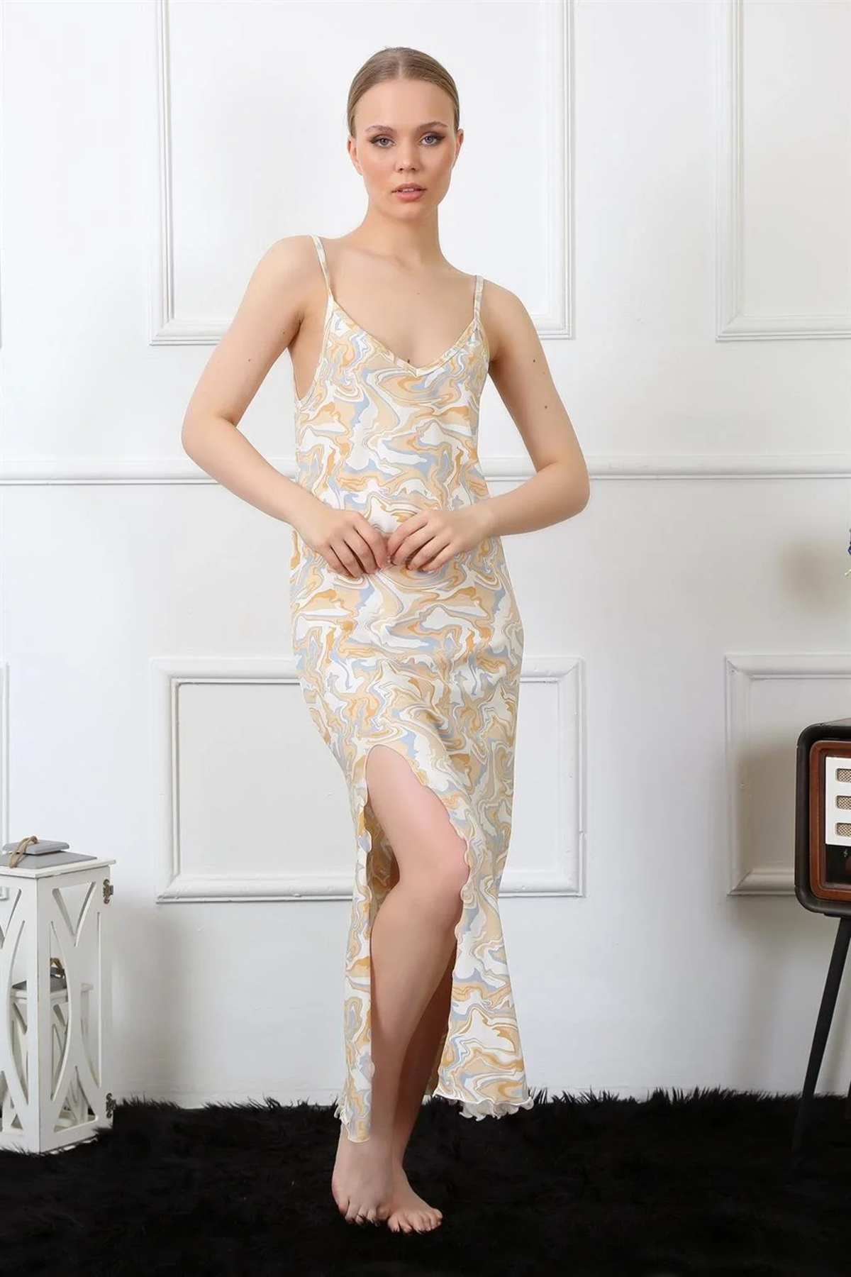 Çamaşır Kenti Kadın İp Askılı Uzun Gecelik Krem