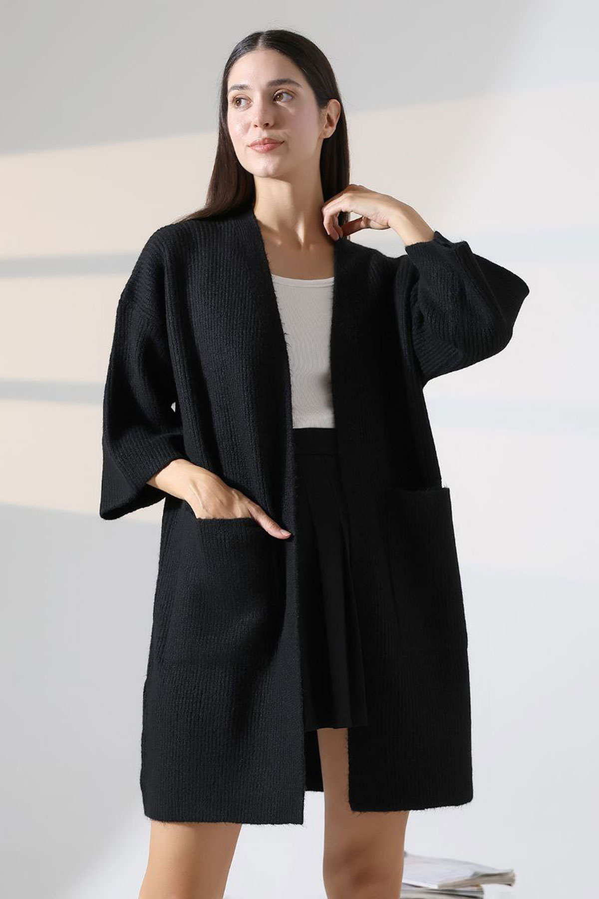 loia  Kadın Siyah Şık Yarım Kollu Uzun Triko Hırka LOİA25-5255 - Görsel 2