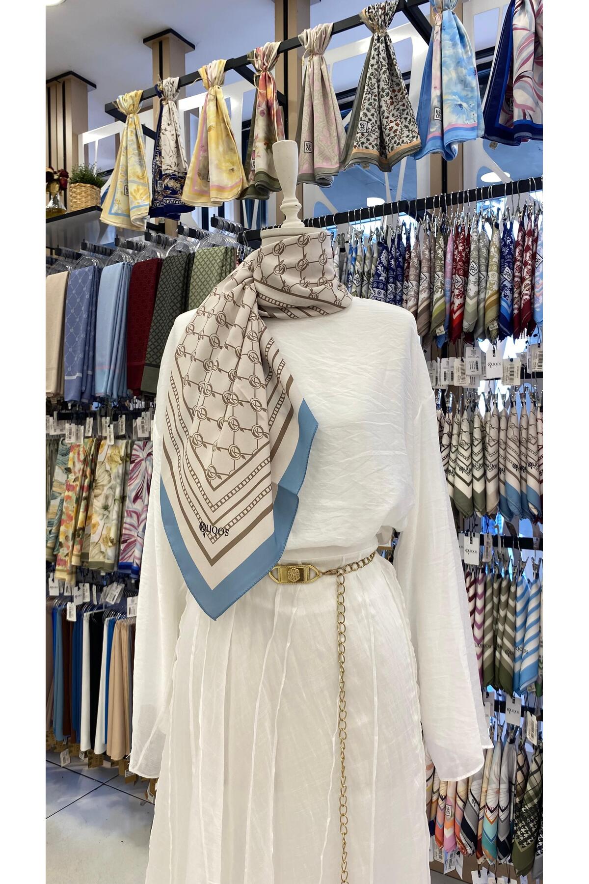 K Pattern Scarf