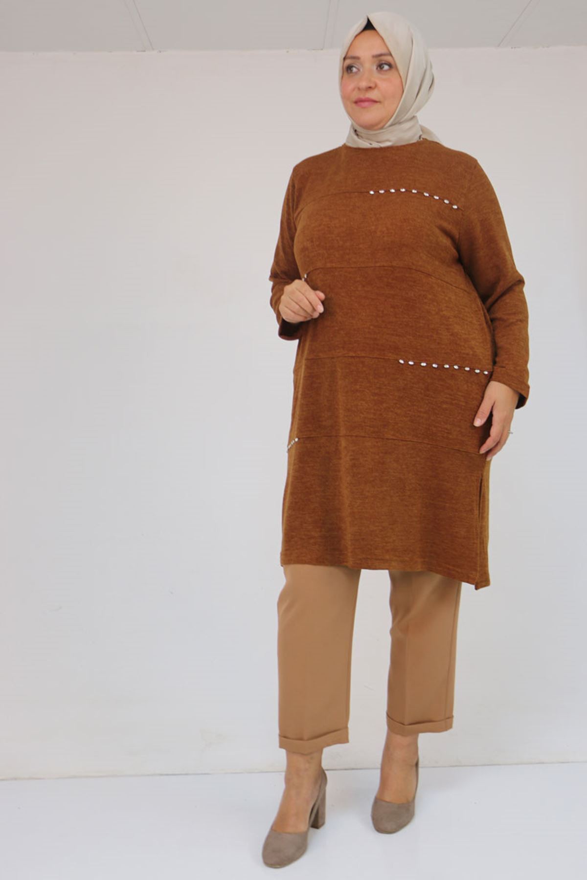 Eslina 58113 Büyük Beden Dikme Taş Detaylı Çımalı Mir Tunik - Taba