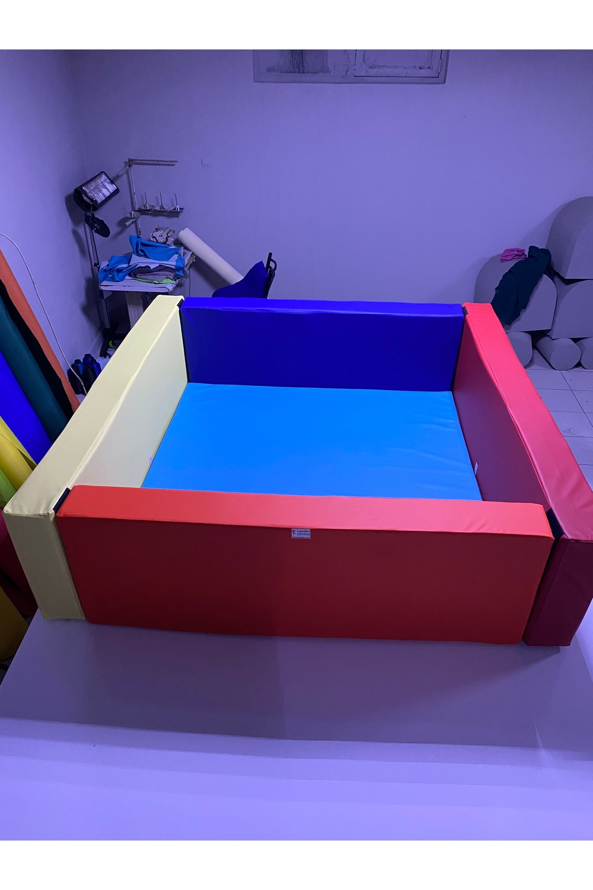 VEGA Sünger top havuzu 160x160x45 fotoğrafı 3 (önizleme)