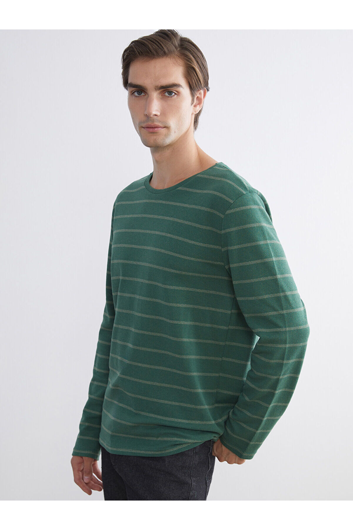 تیشرت ال سی وایکیکی W5HT12Z8-LFH-670089