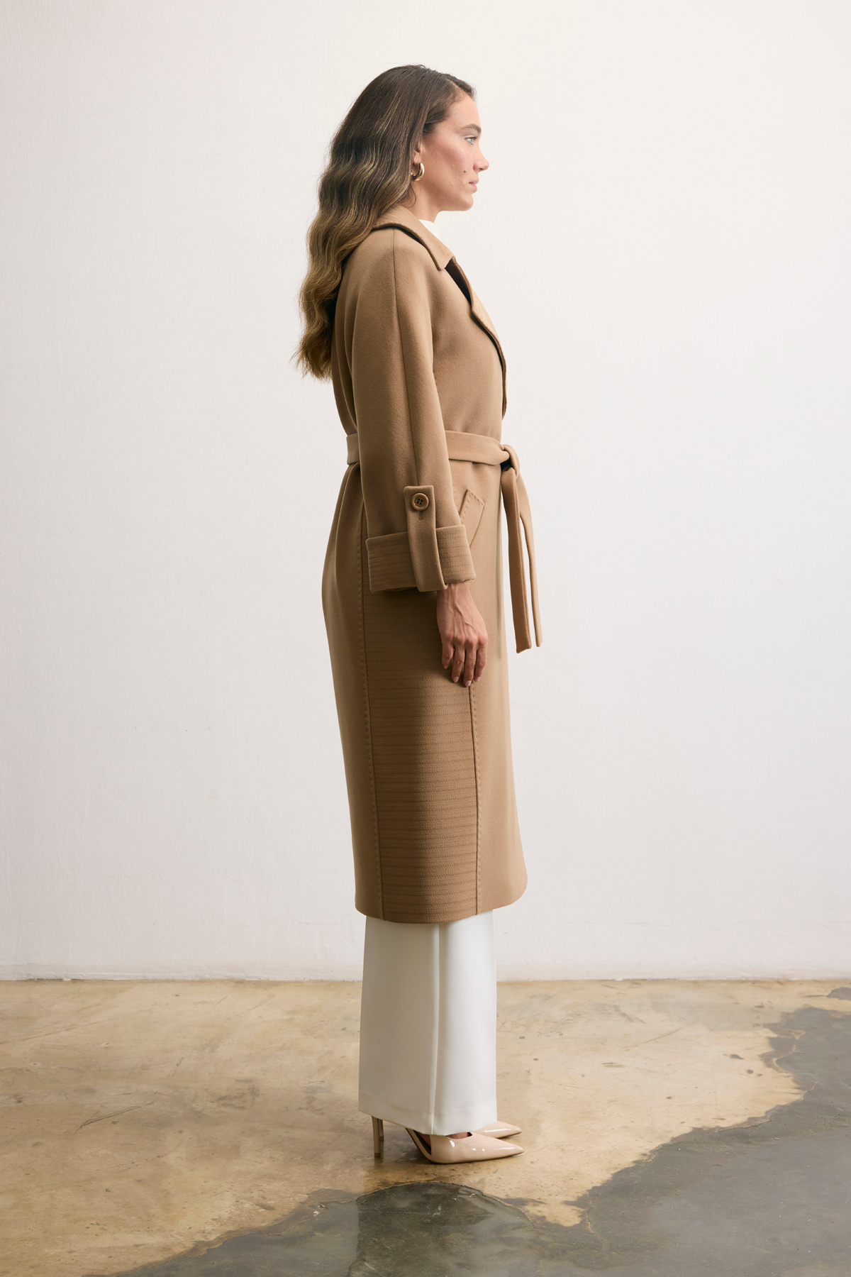 Kent  Geniş Yakalı Kuşaklı Uzun Camel Kaban - Görsel 5