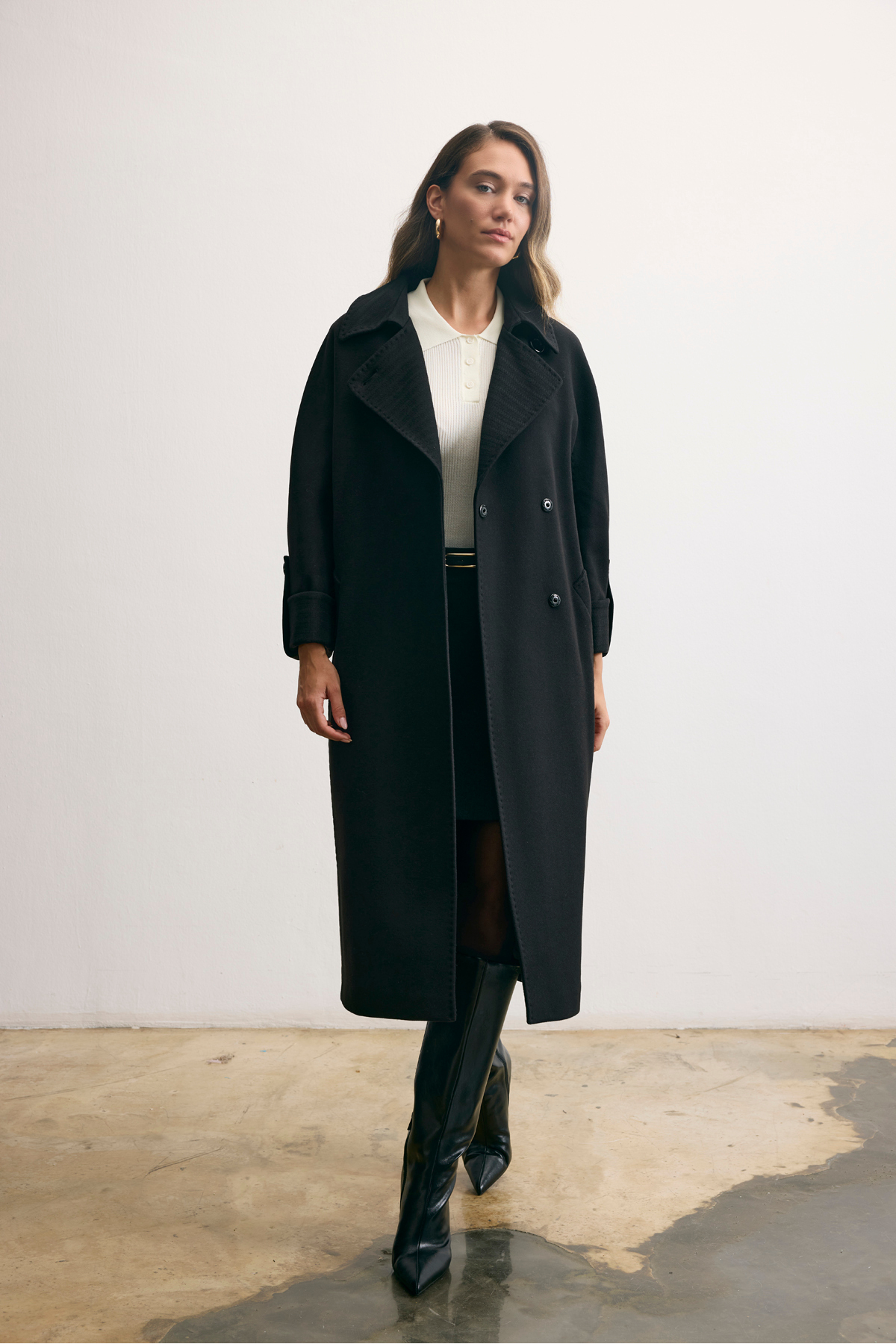 Kent  Geniş Yakalı Kuşaklı Uzun Siyah Kaban - Görsel 7