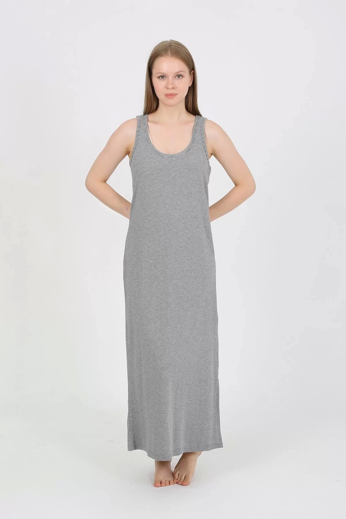 Beruflic Under Moda Kadın Kalın Askılı Yırtmaçlı Uzun Gri Gecelik