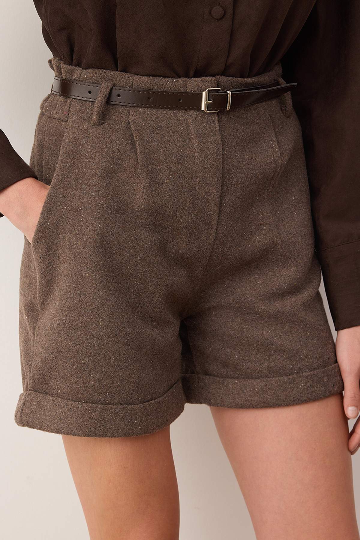 Trendyolmilla  Kahverengi Kaşe Kemerli Şort & Bermuda TWOAW26SR00037 - Görsel 3