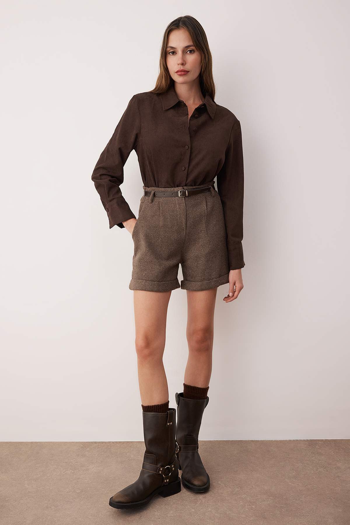 Trendyolmilla  Kahverengi Kaşe Kemerli Şort & Bermuda TWOAW26SR00037 - Görsel 2