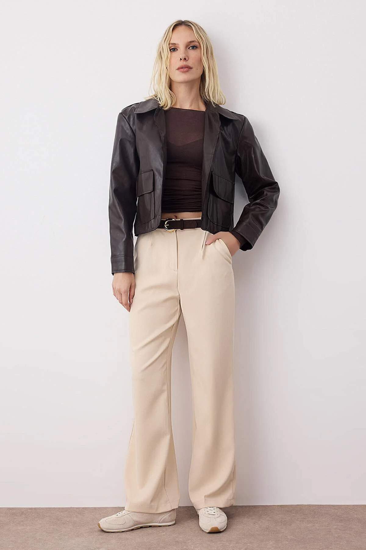 Trendyol Collection Stone High Waist Wide Leg Wide Leg Pleated Woven Fabric Pants Twoaw21Pl0076