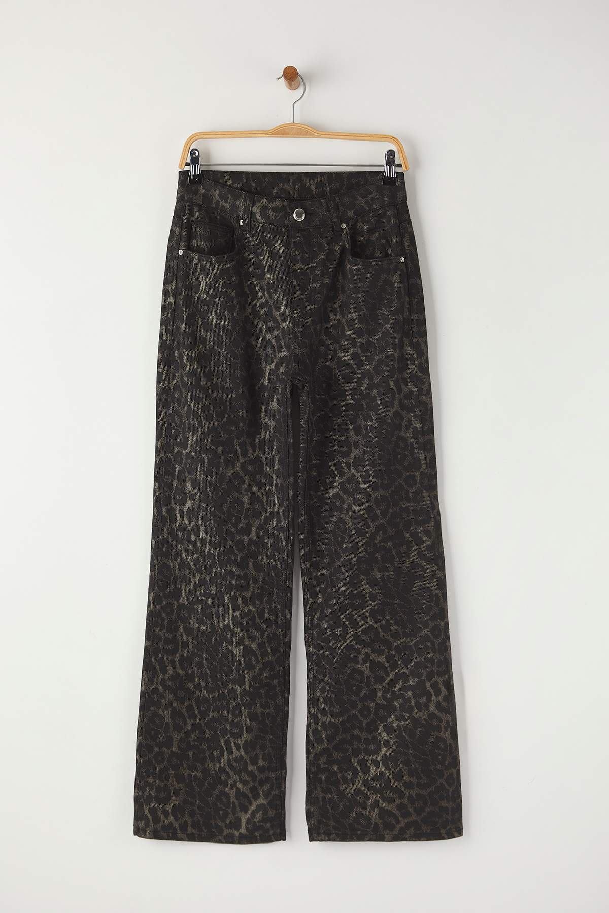 Trendyolmilla  Çok Renkli Leopar Desenli Yüksek Bel Wide Leg Geniş Paça Jeans TWOAW26JE00154 - Görsel 5