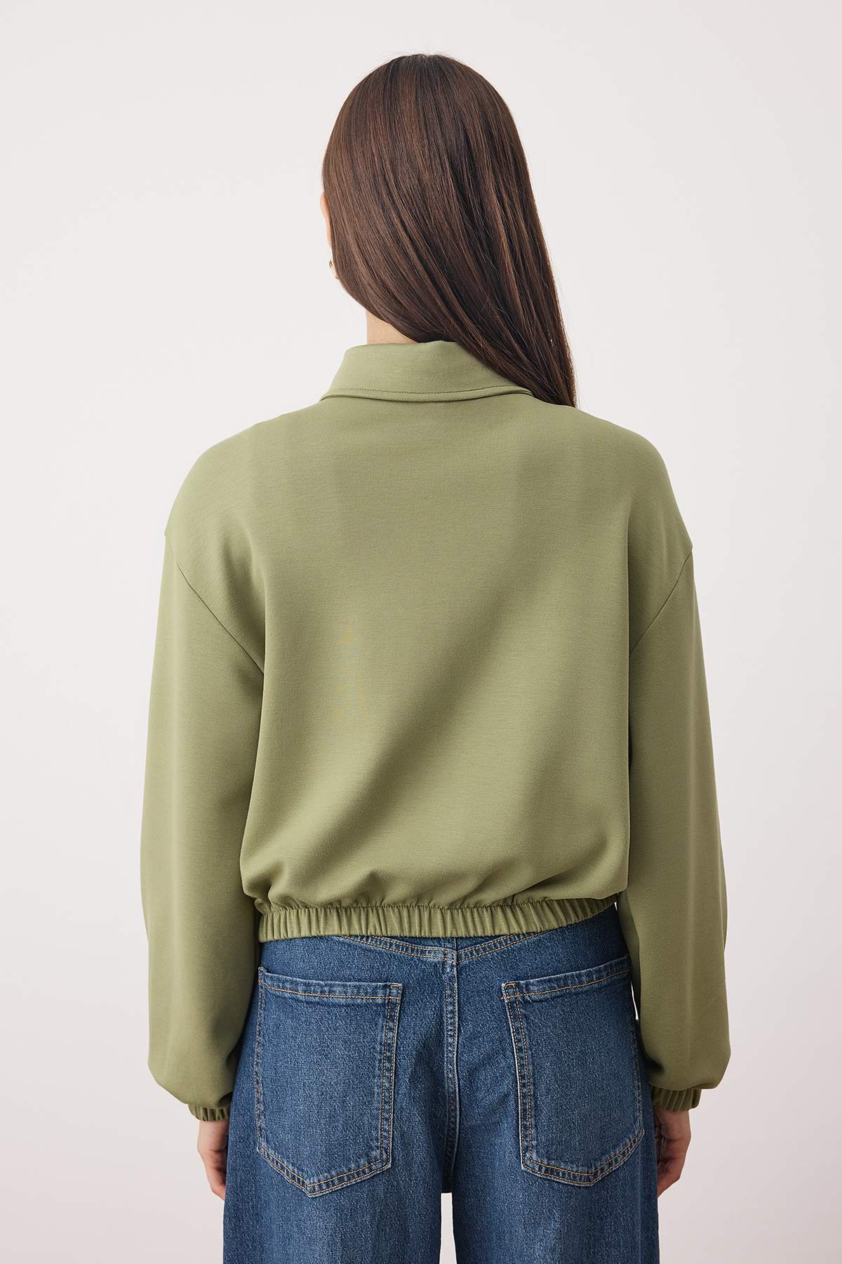 Trendyolmilla  Haki Polo Yaka Çıtçıtlı Relaxed/Rahat Kesim Bomber Örme Sweatshirt TWOAW26SW00036 - Görsel 4