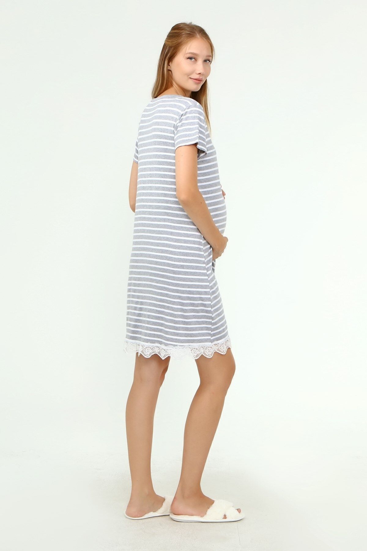 Luvmabelly Myra9720 - Düğmeli Dantelli Cepli Hamile Geceliği -çizgili Gri fotoğrafı 4 (önizleme)