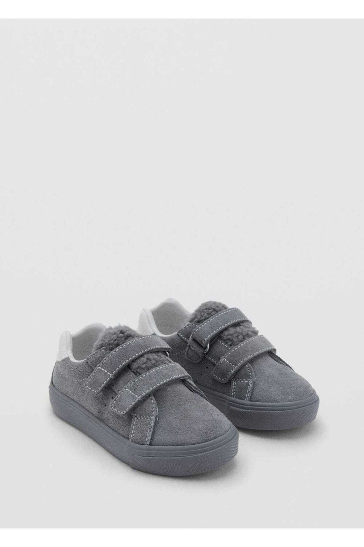 کفشهای کتانی چرم ترکیبی  کفشهای کتانی چرم ترکیبی