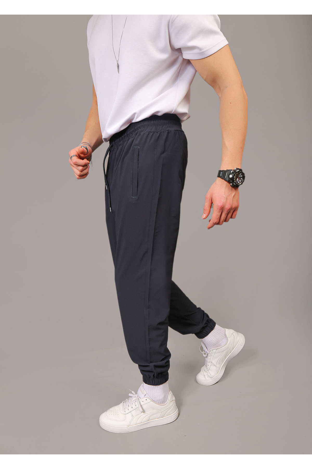 INFLUYENTE Erkek Lacivert Baggy Tarz Paraşüt Kumaş Paça Lastikli Eşofman Altı görsel 4