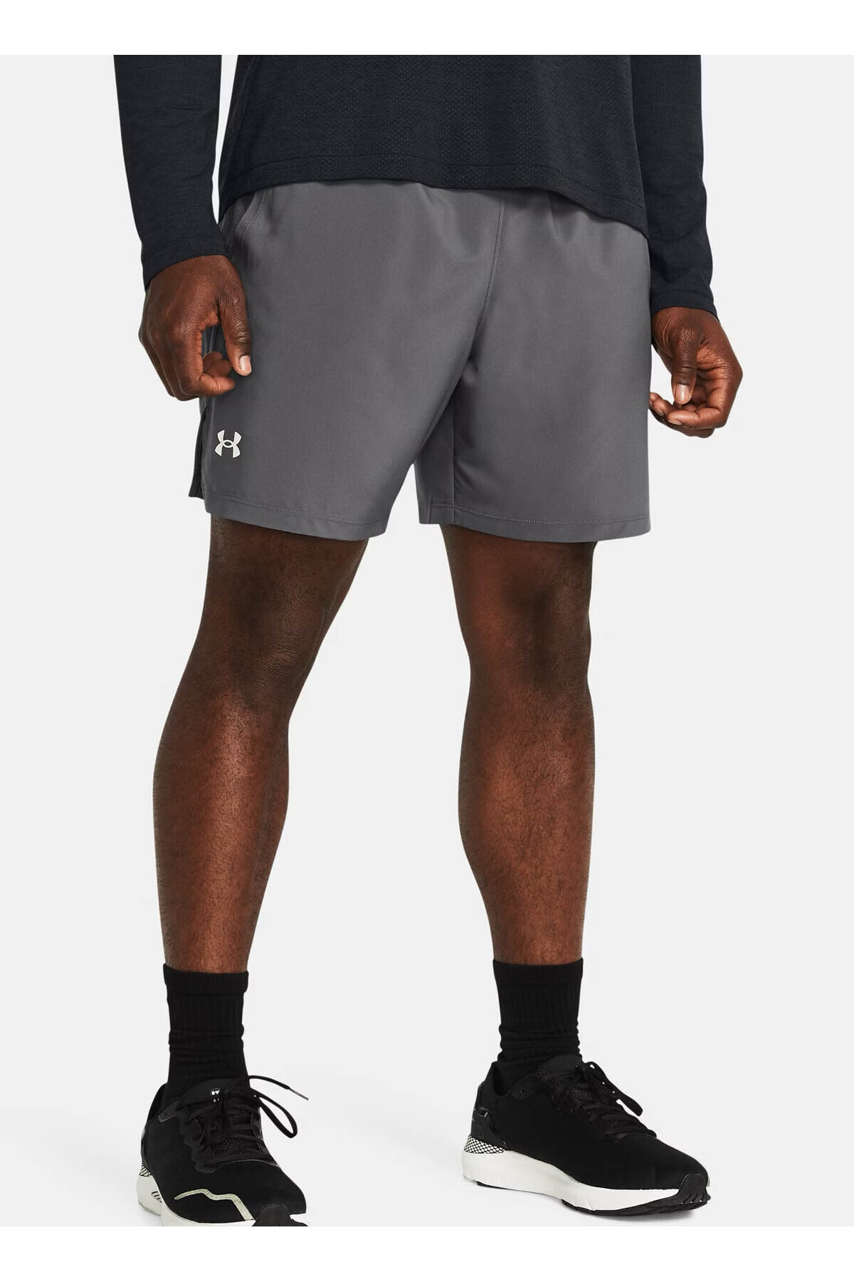 آندر آرمور شلوارک مردانه راسته معمولی کمر کشی خاکستری مدل LAUNCH سایز 7 اینچ - کد 1382620-025