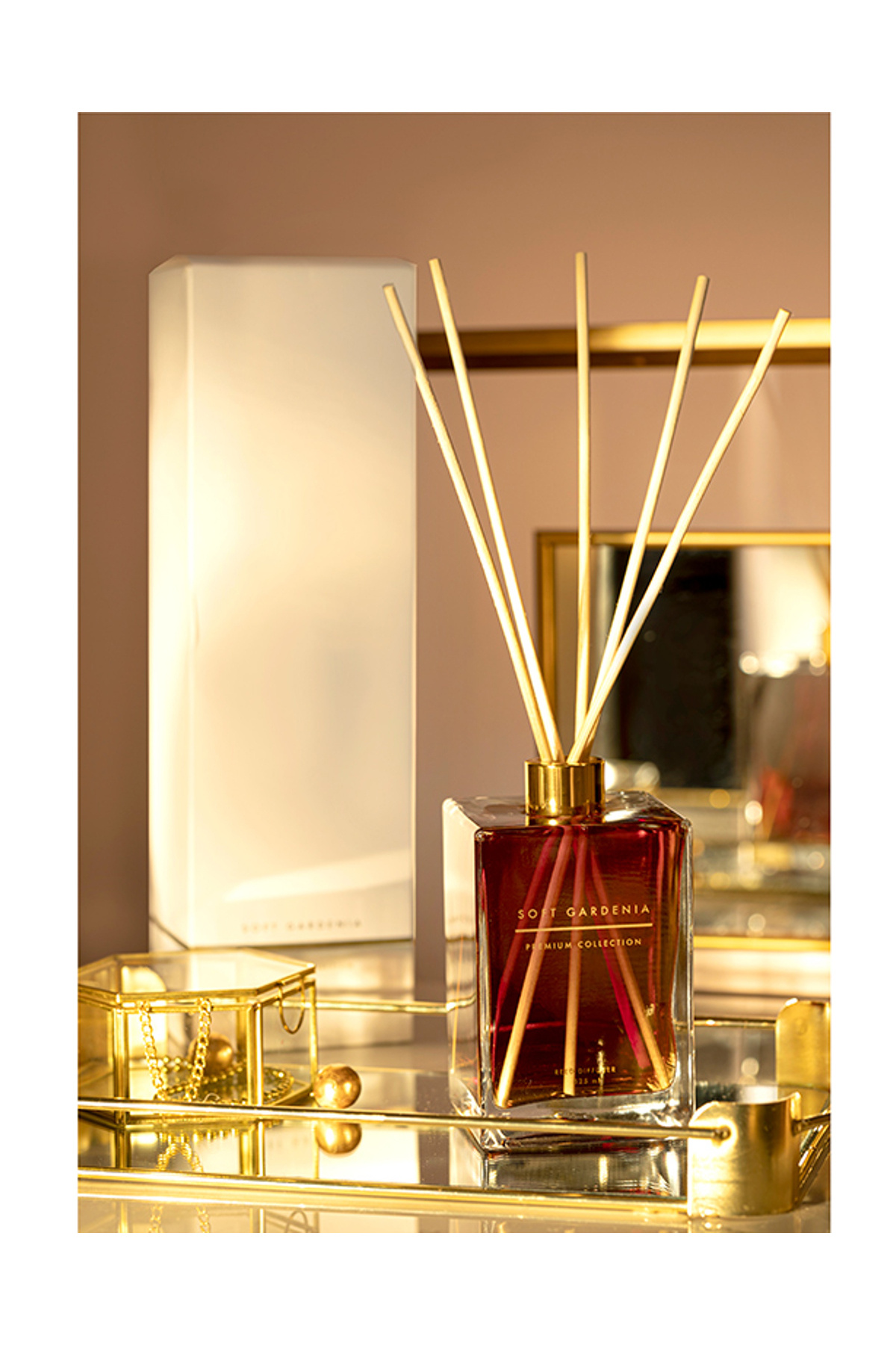 عطر اتاق چوبی سافت گاردنیا ۵۲۵ میلی لیتر